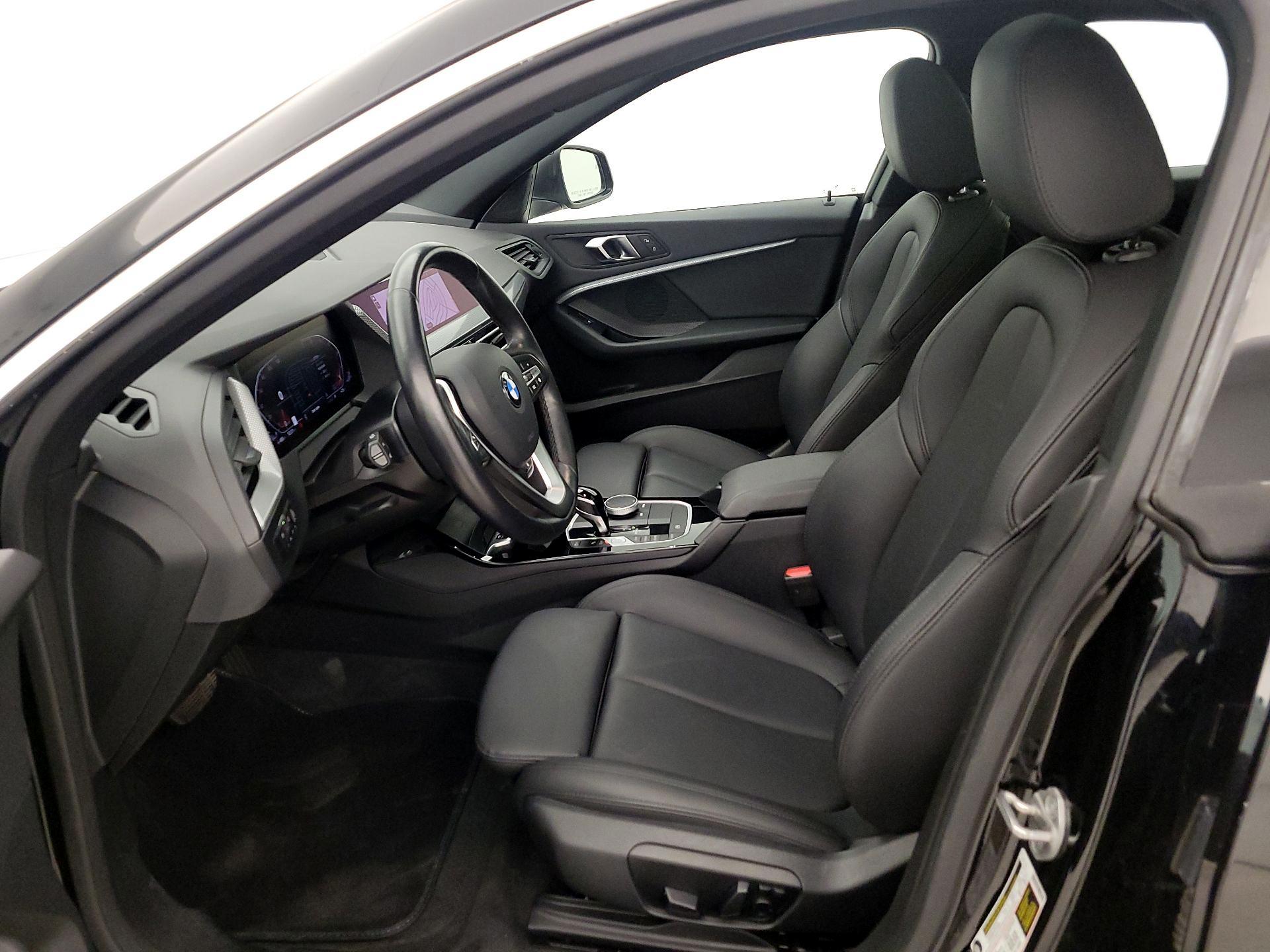 Thumbnail: 2024 BMW 2 Series - 11