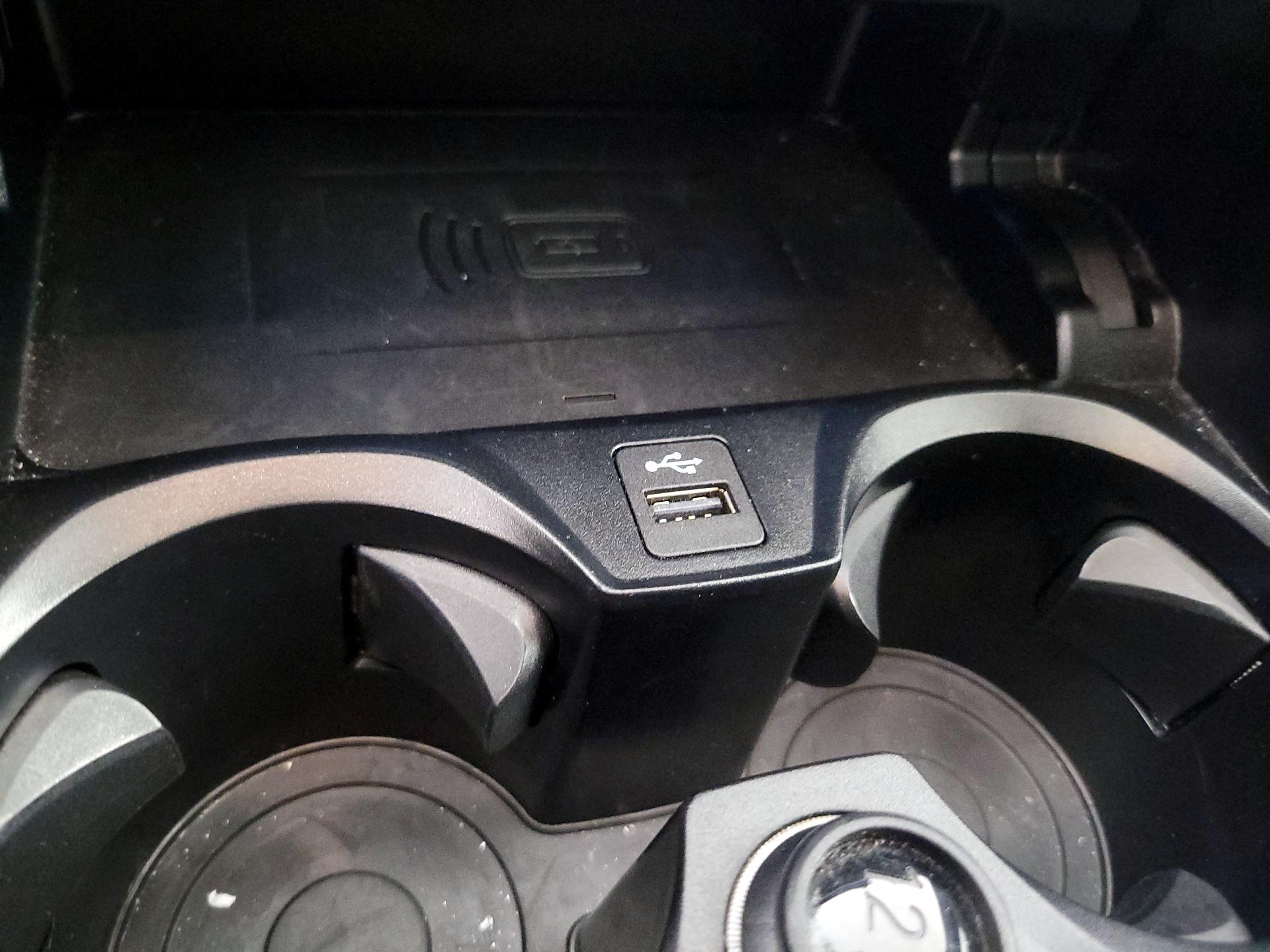 Thumbnail: 2025 BMW 4 Series - 19