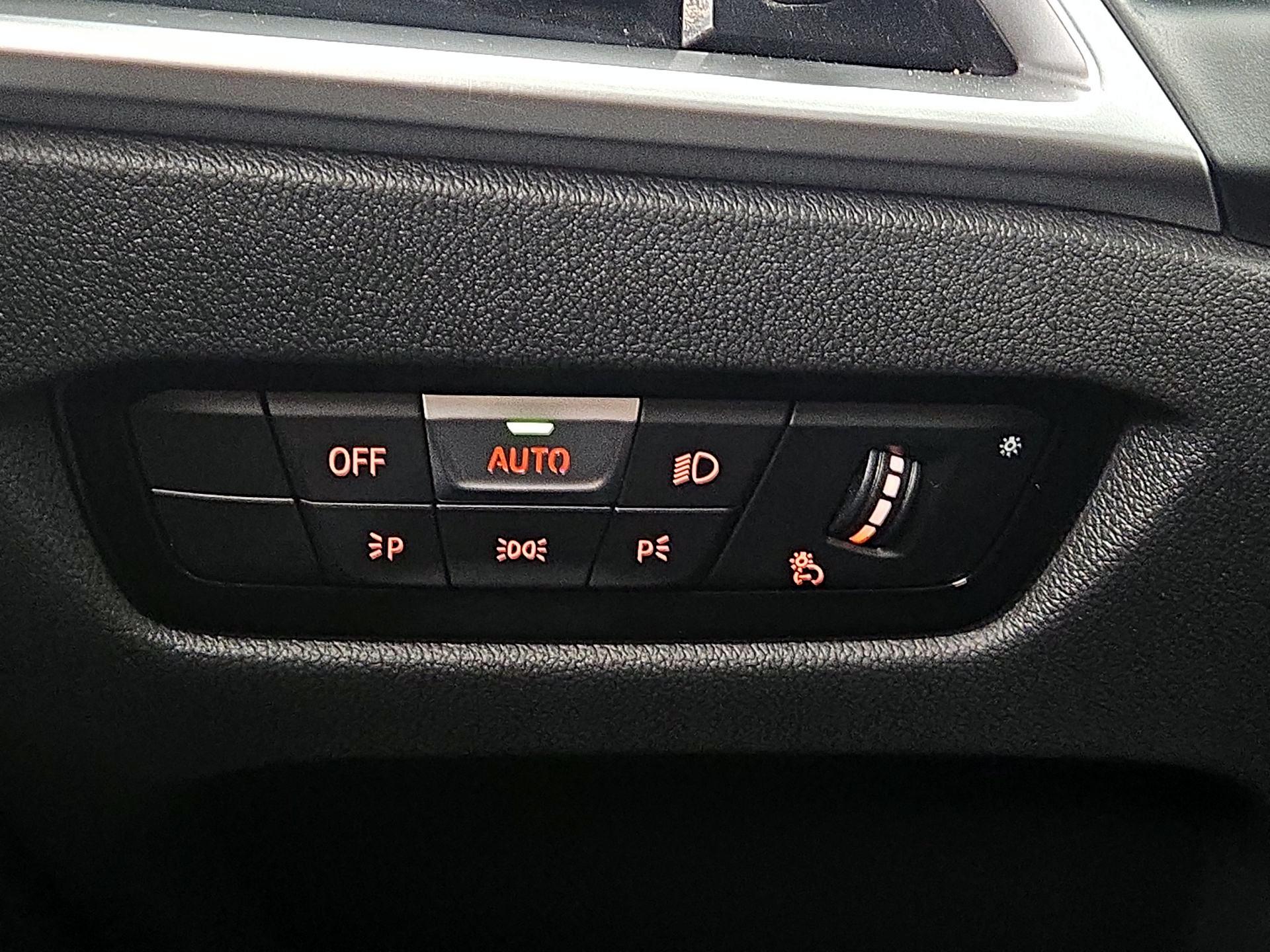 Thumbnail: 2025 BMW 4 Series - 13