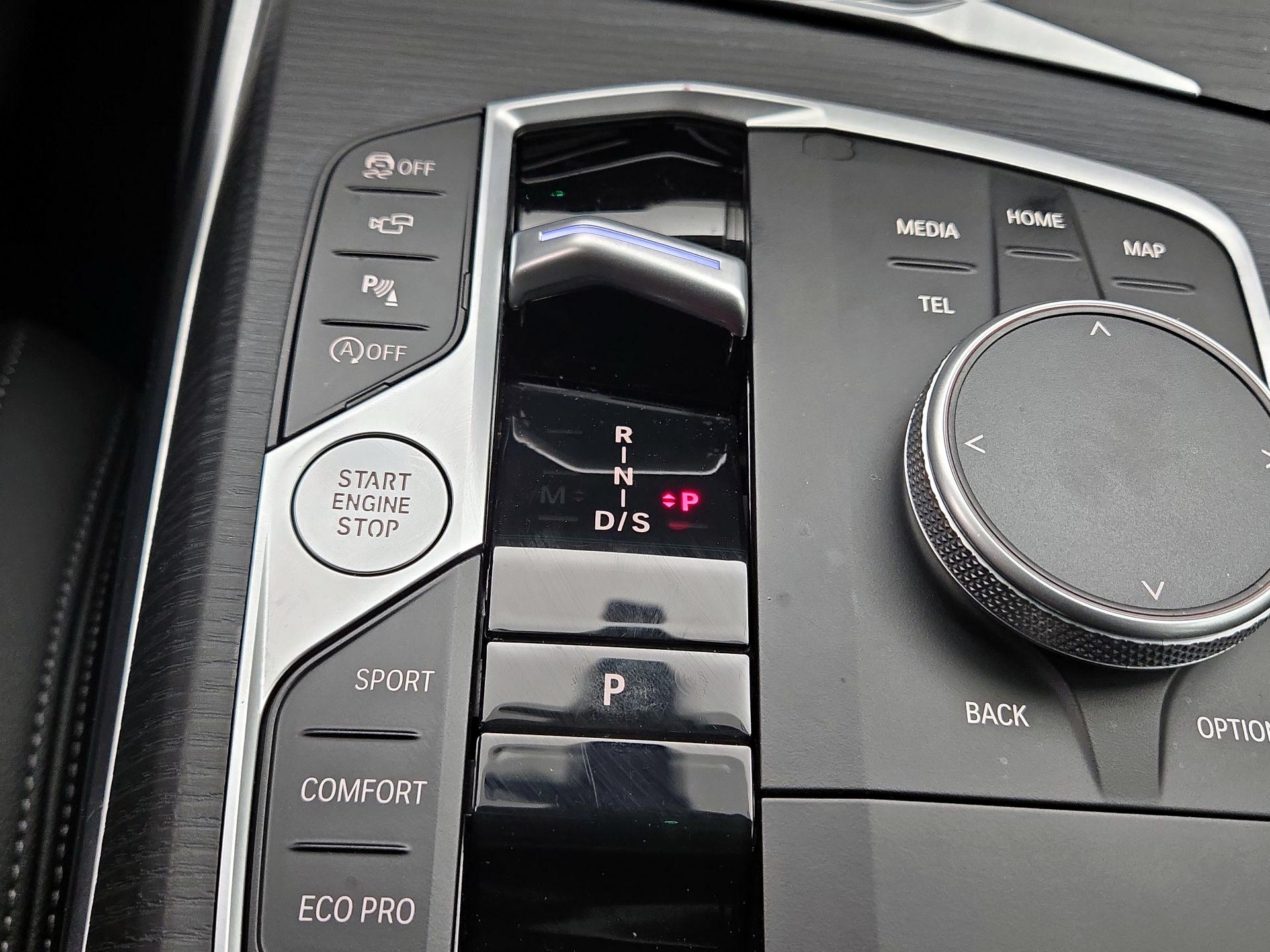 Thumbnail: 2025 BMW 4 Series - 18