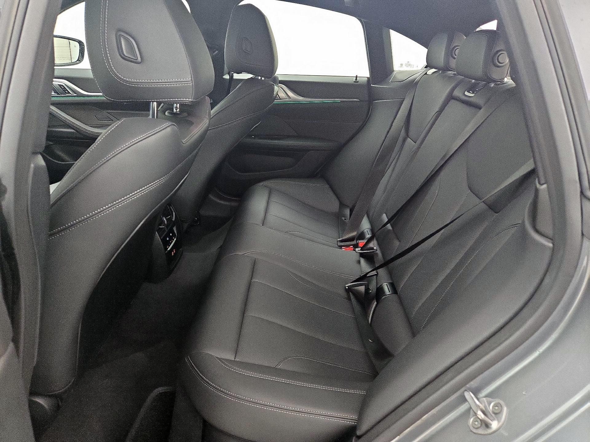 Thumbnail: 2025 BMW 4 Series - 19