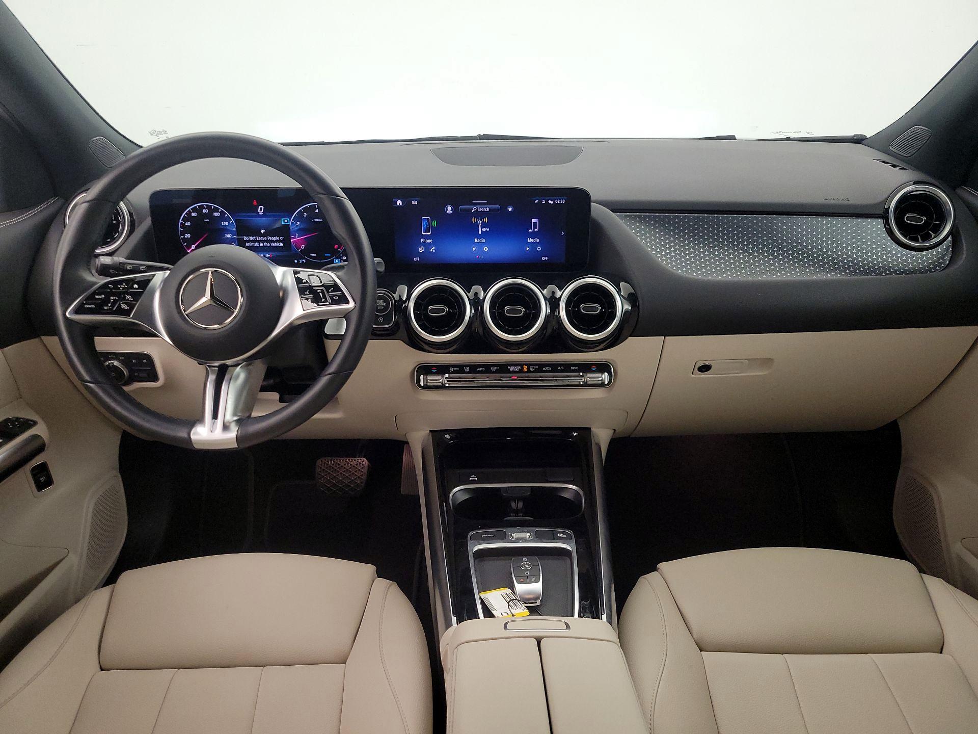 Thumbnail: 2025 Mercedes-Benz GLA - 9