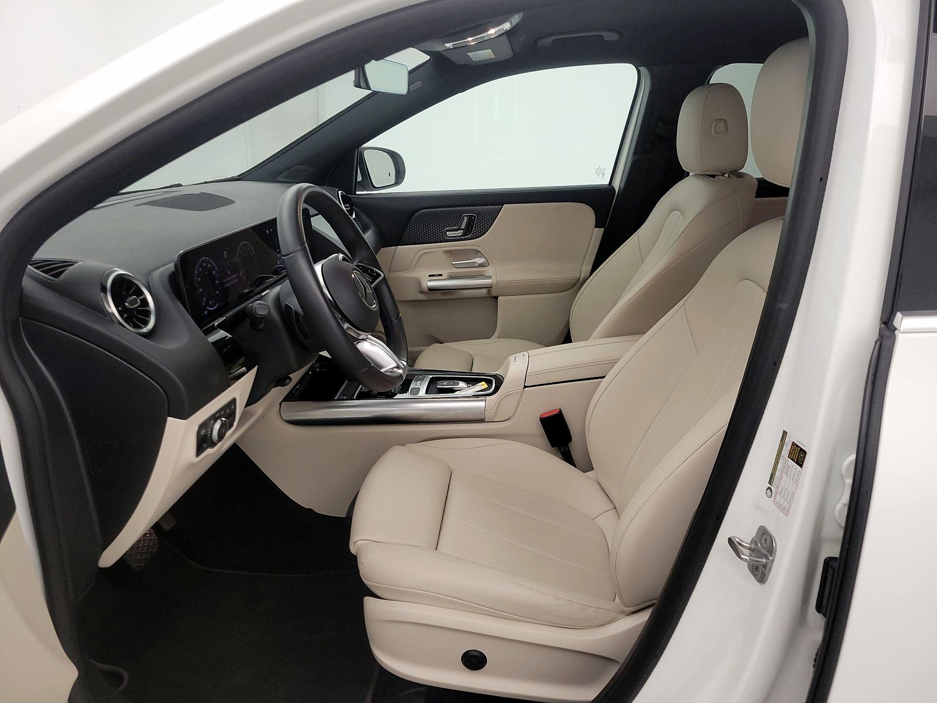 Thumbnail: 2025 Mercedes-Benz GLA - 11