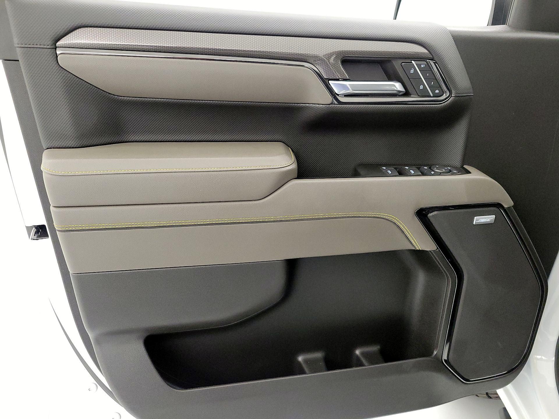 Thumbnail: 2024 Chevrolet Silverado 1500 - 12