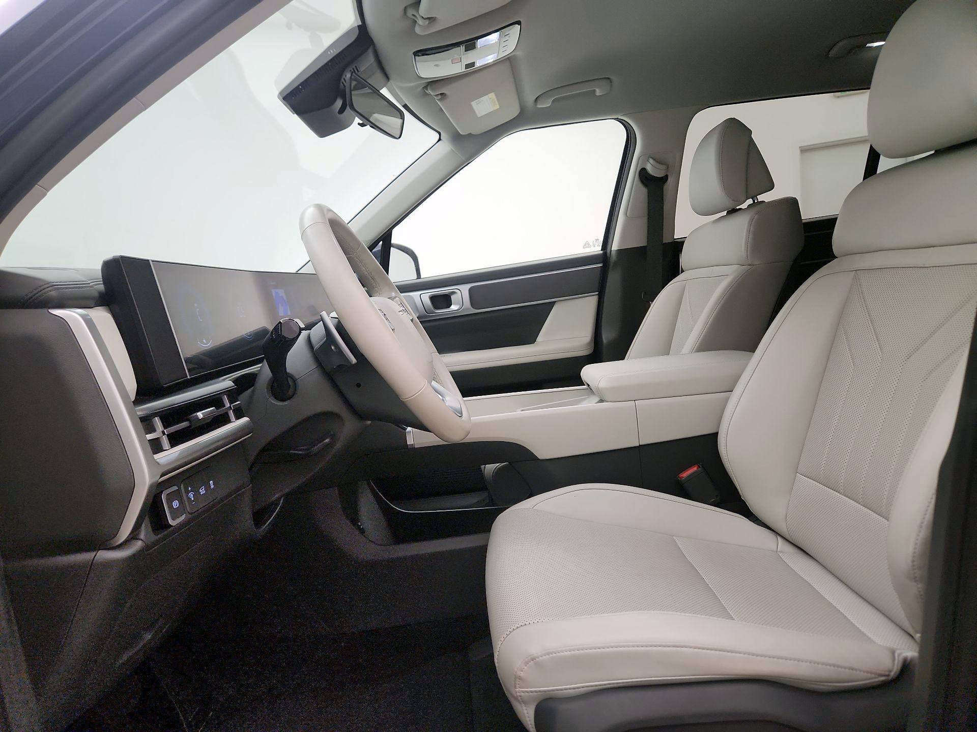 Thumbnail: 2025 Hyundai Santa Fe - 11