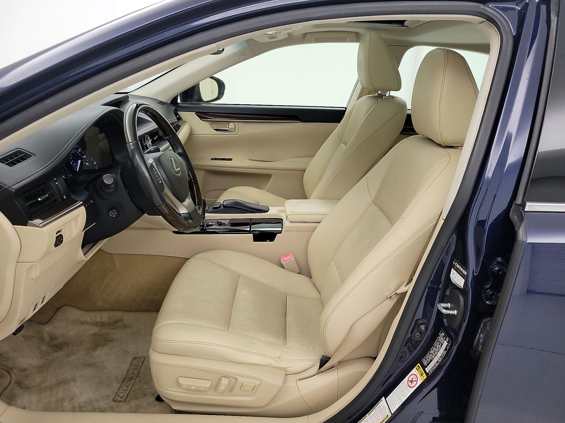 Thumbnail: 2014 Lexus ES - 11