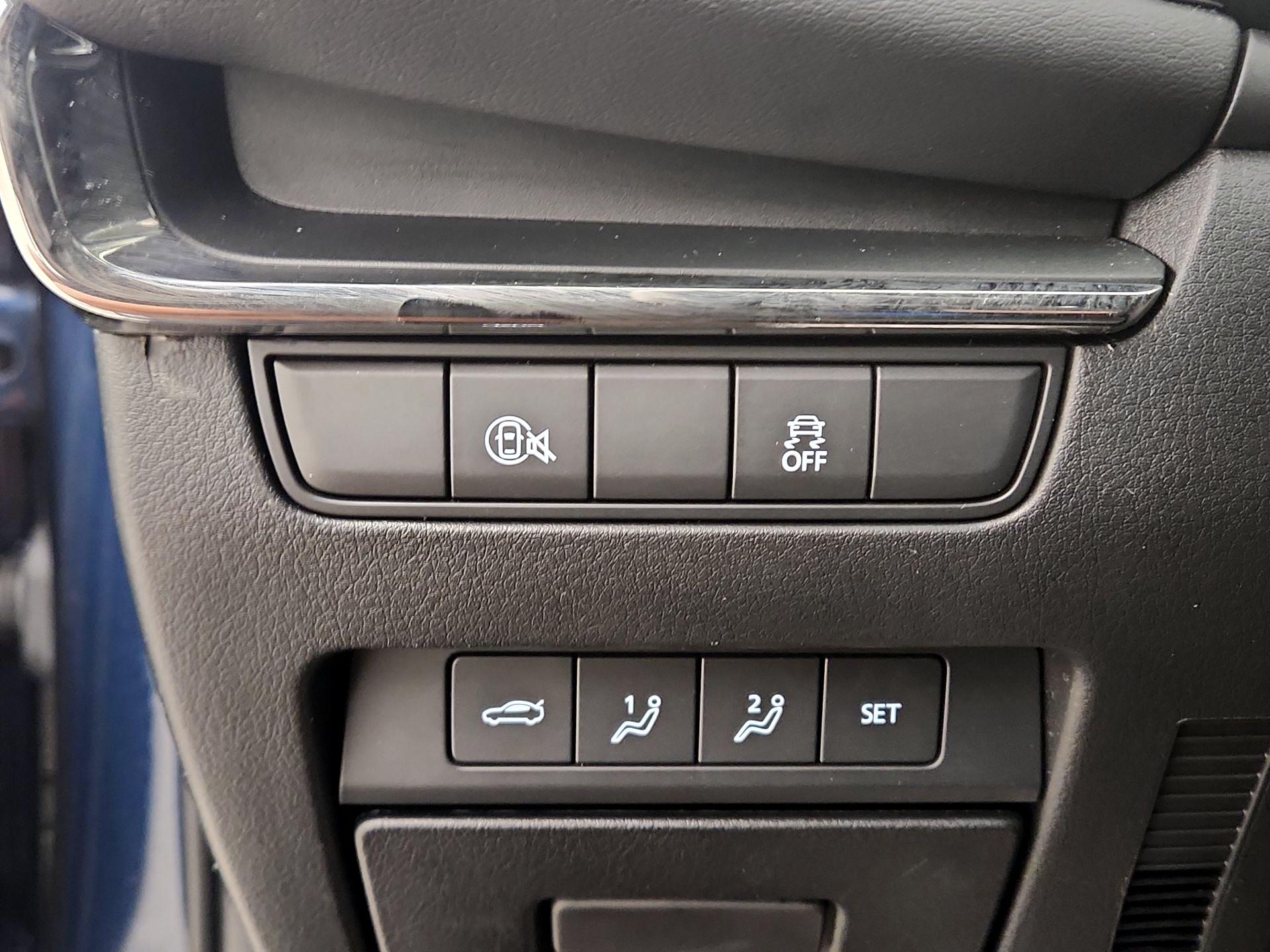 Thumbnail: 2025 Mazda Mazda3 - 13