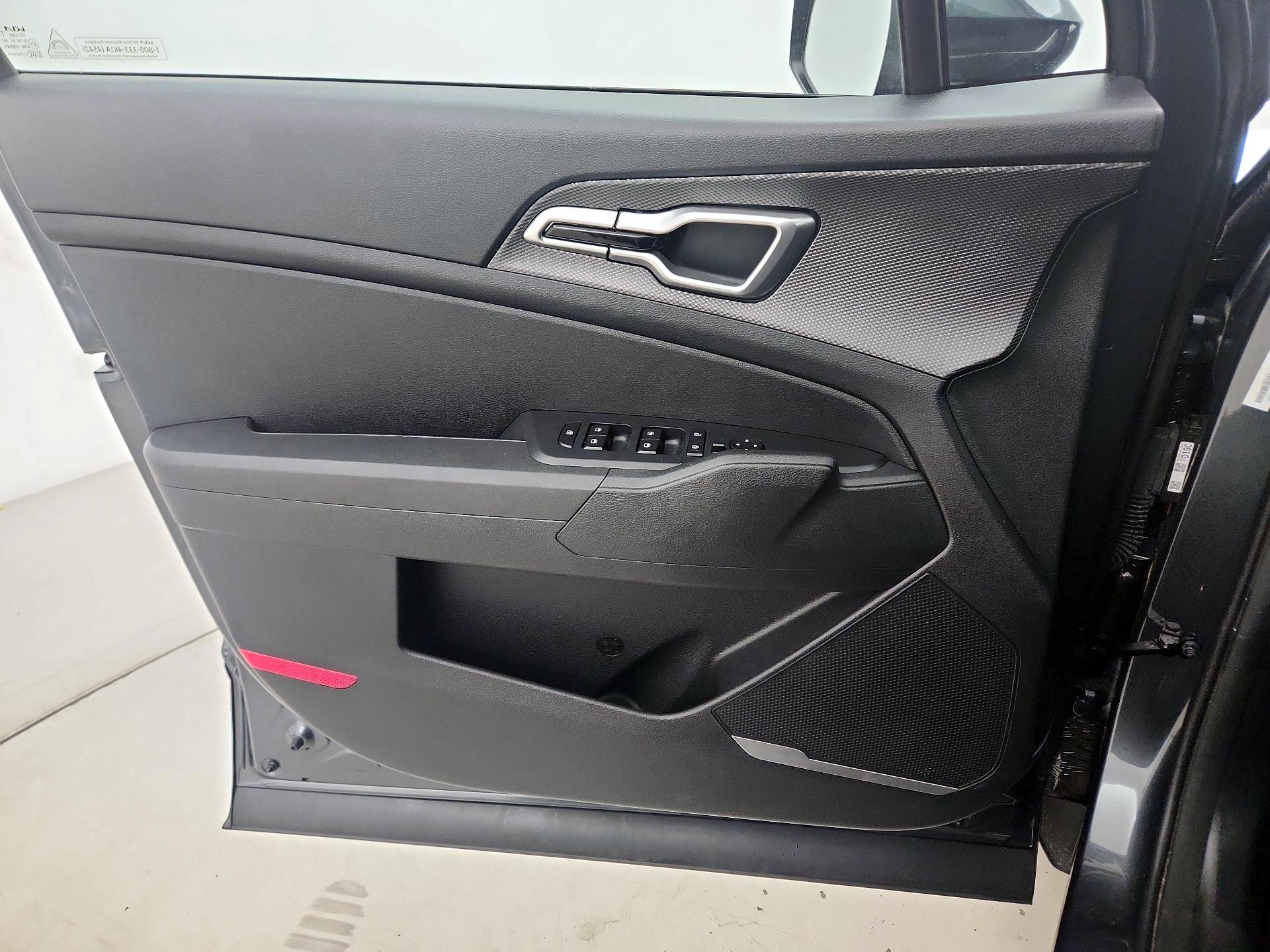 Thumbnail: 2024 Kia Sportage - 12