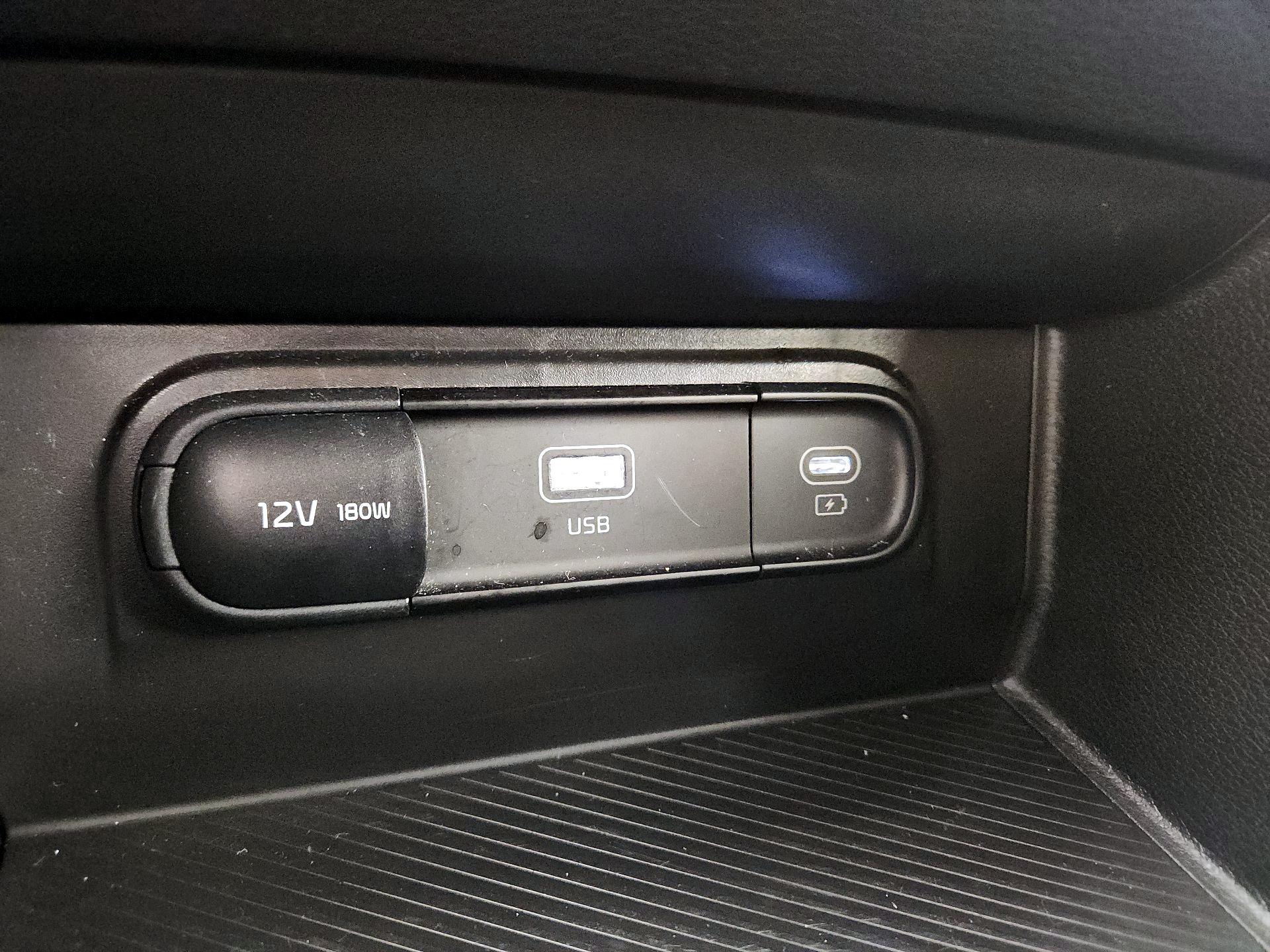 Thumbnail: 2024 Kia Sportage - 18