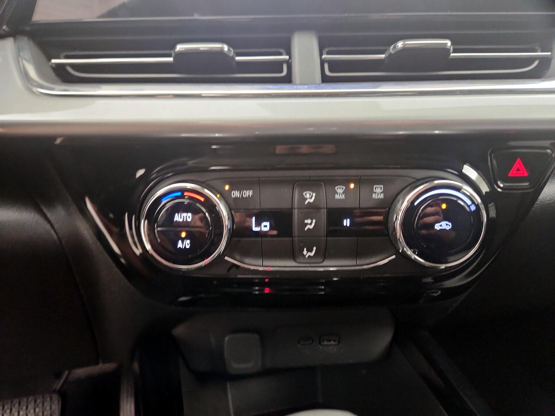 Thumbnail: 2025 Chevrolet Trax - 16