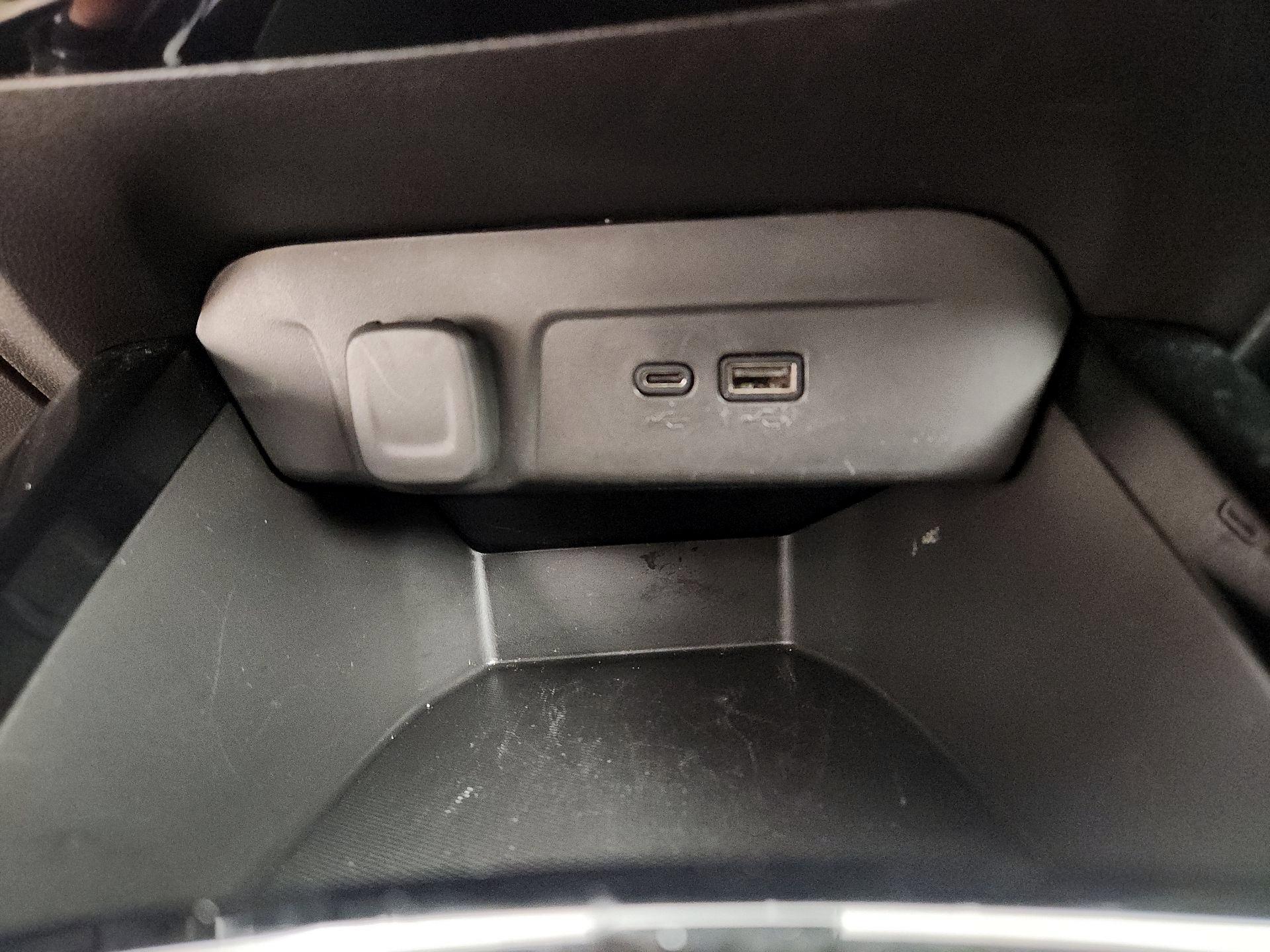 Thumbnail: 2025 Chevrolet Trax - 18