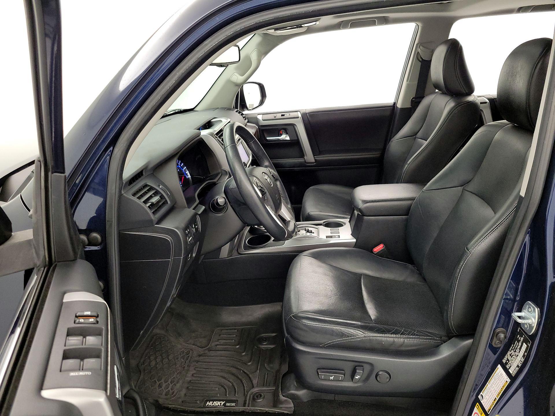 Thumbnail: 2015 Toyota 4Runner - 11