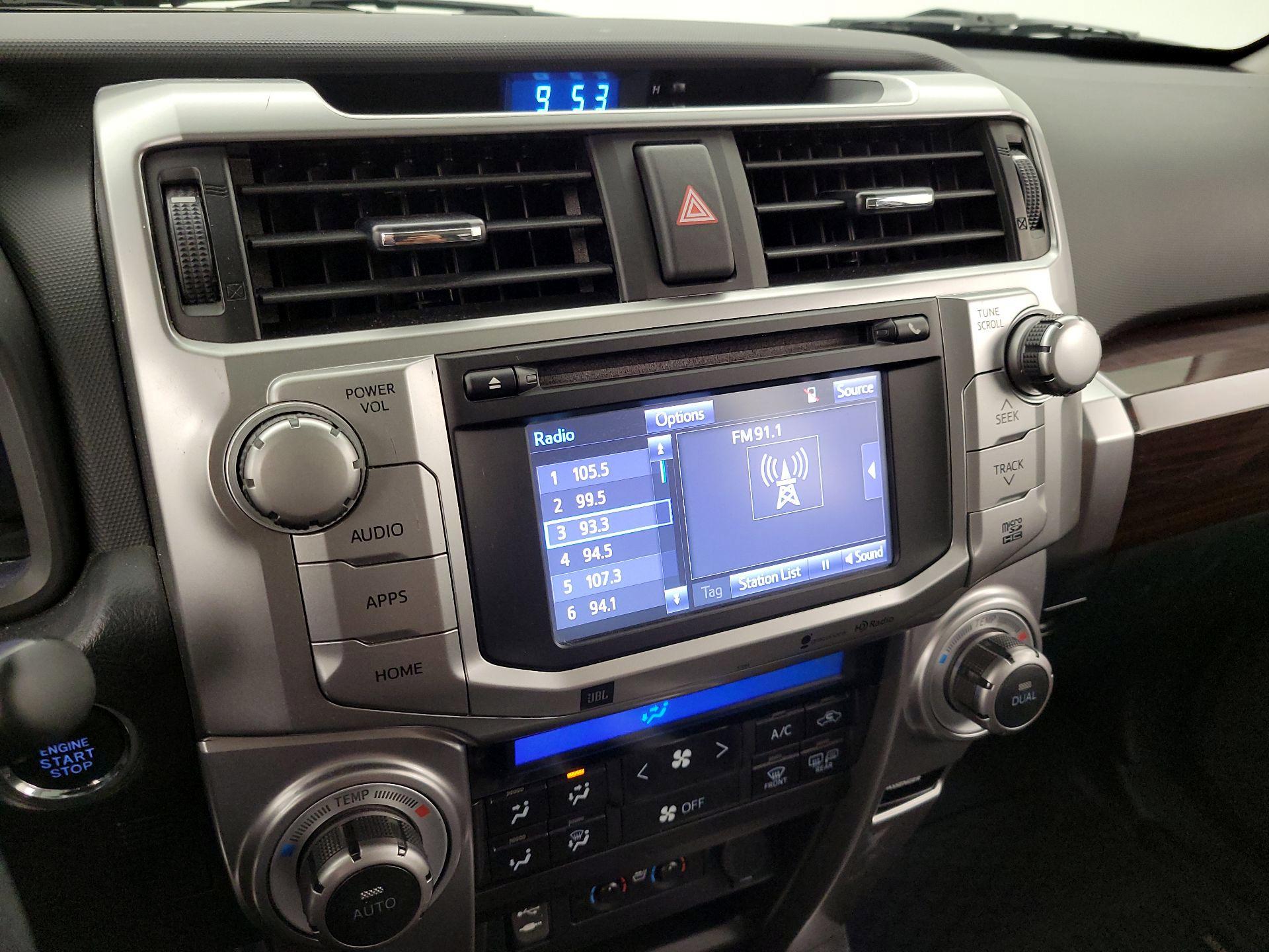 Thumbnail: 2015 Toyota 4Runner - 16