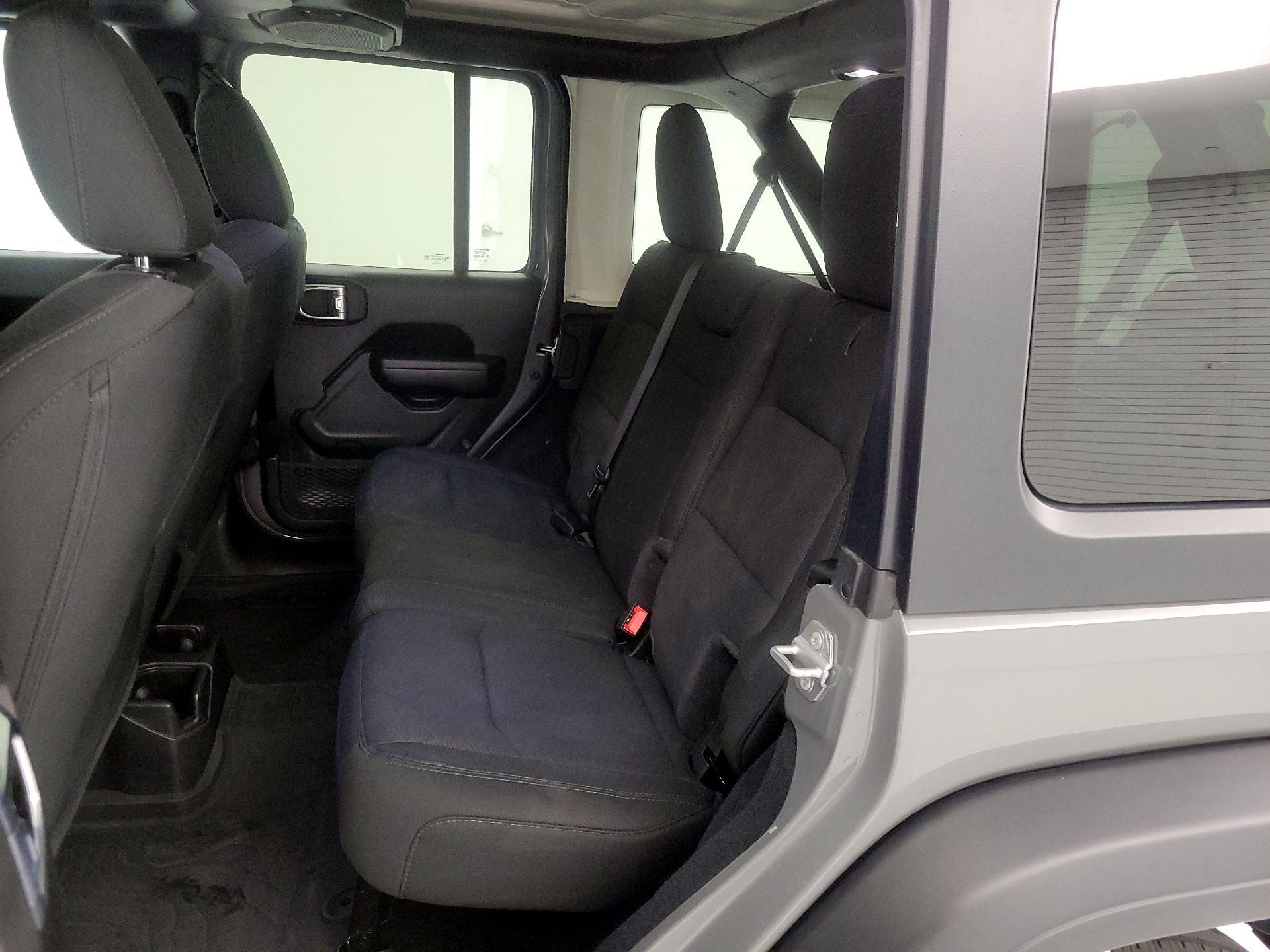 Thumbnail: 2022 Jeep Wrangler - 19