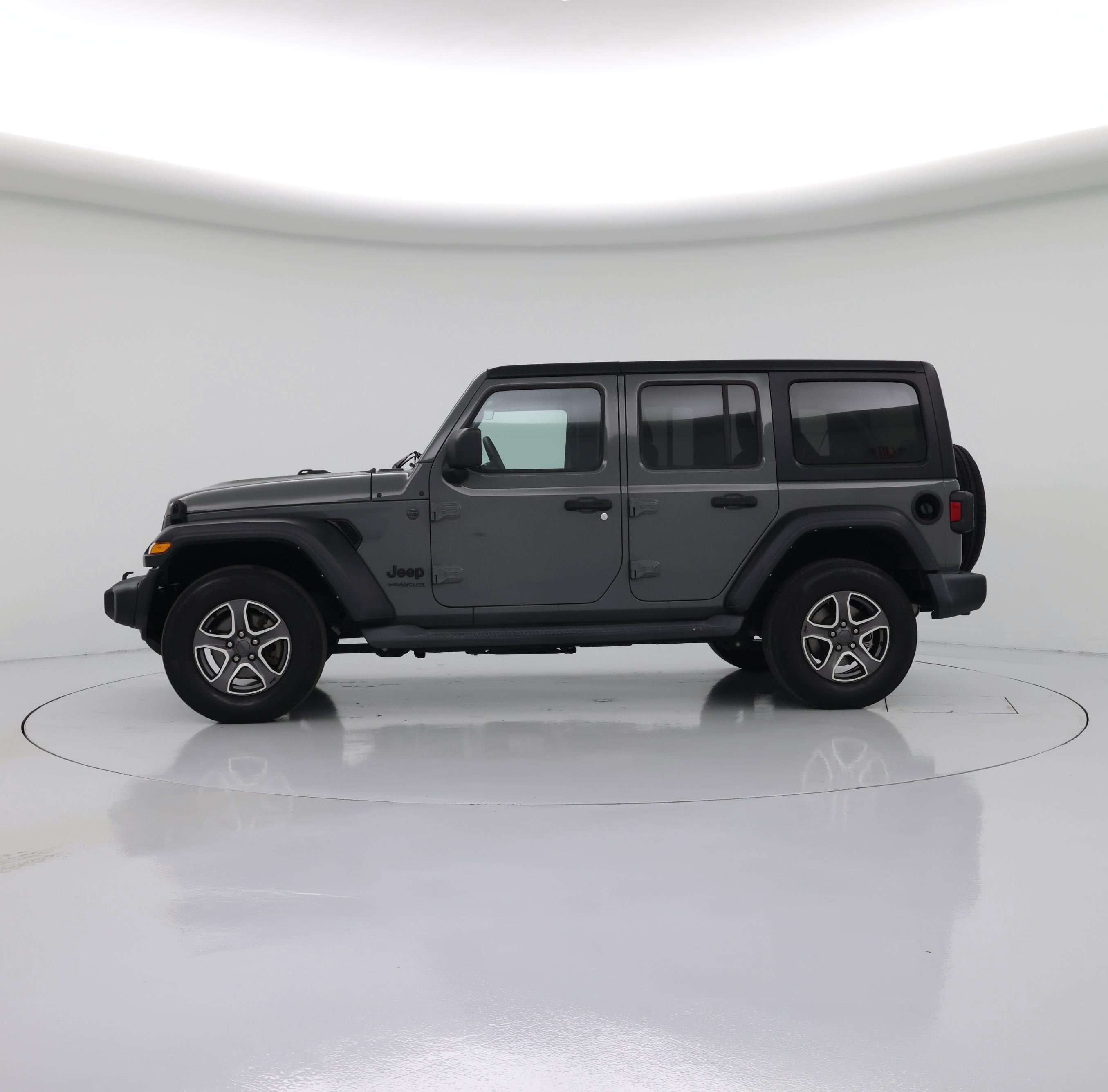 Thumbnail: 2022 Jeep Wrangler - 3