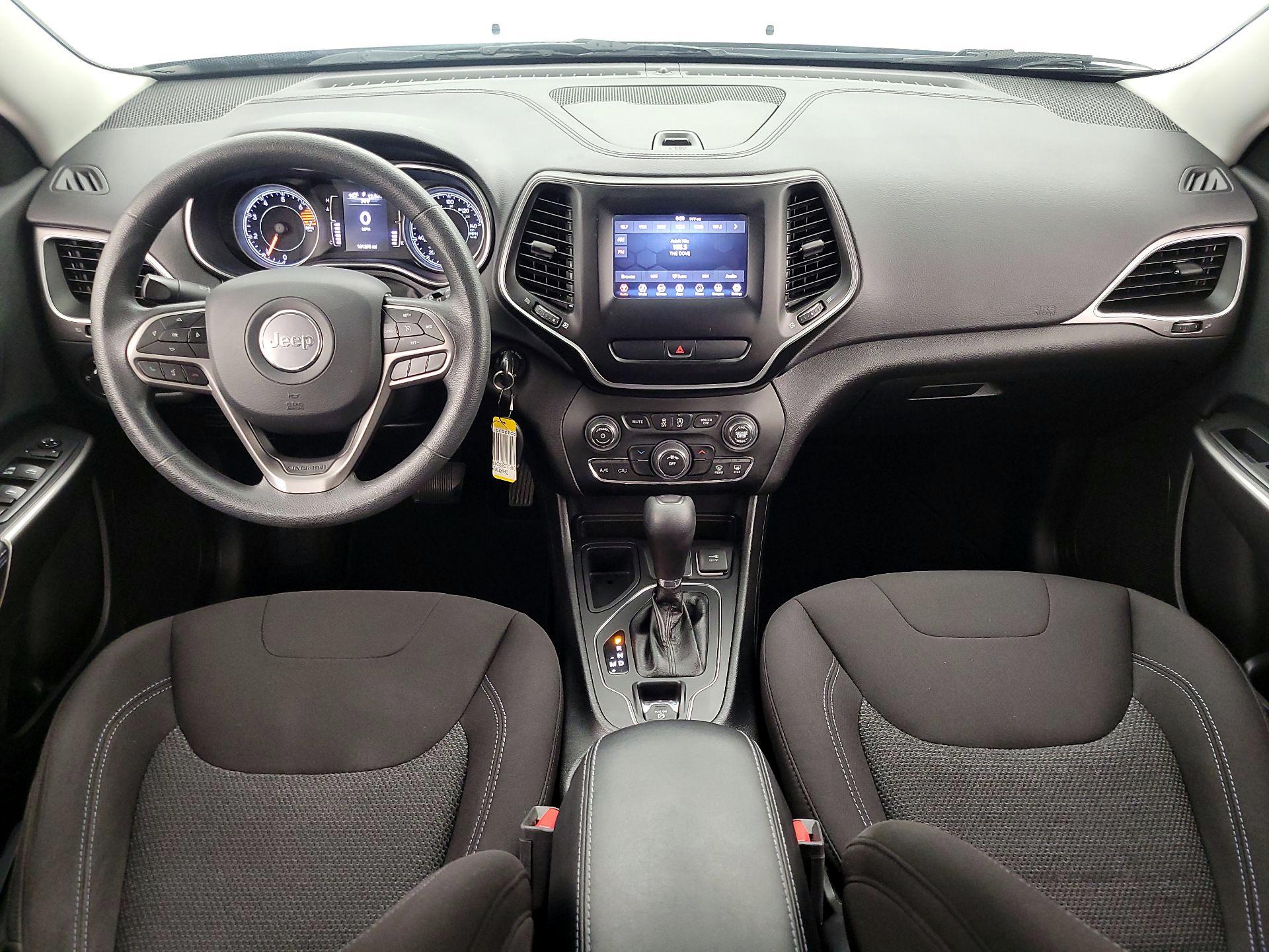 Thumbnail: 2019 Jeep Cherokee - 9