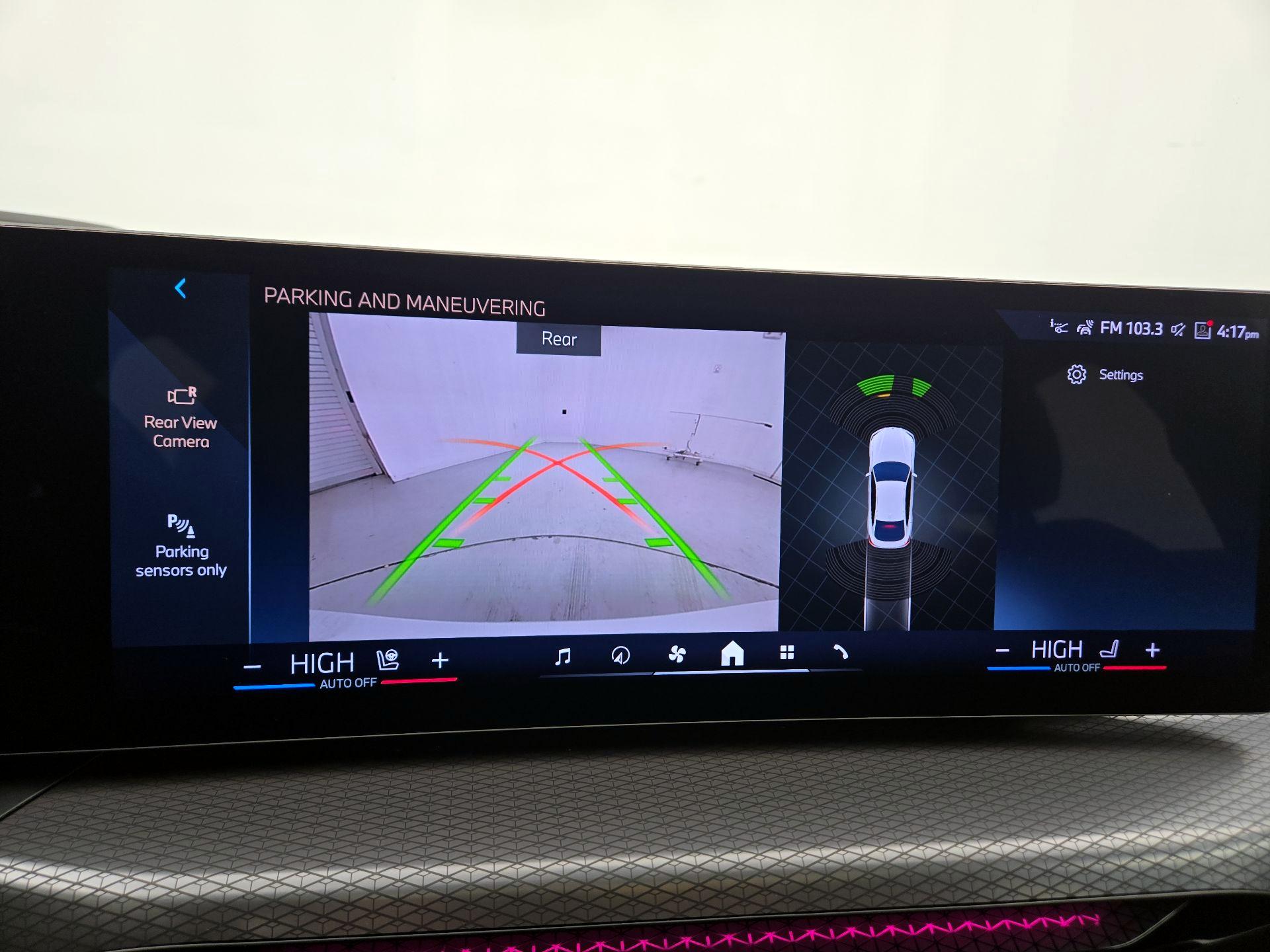 Thumbnail: 2025 BMW 4 Series - 15