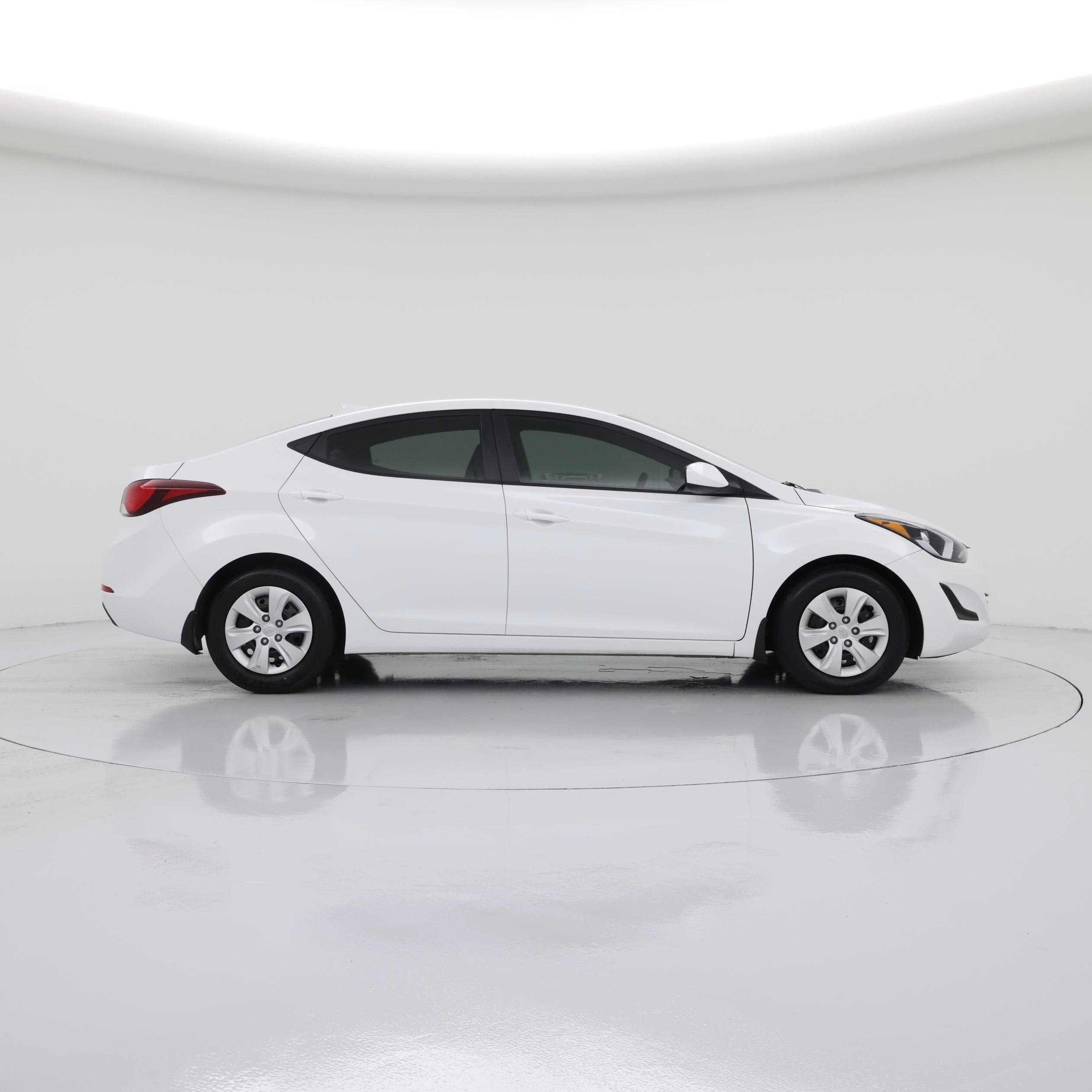 Thumbnail: 2016 Hyundai Elantra - 7