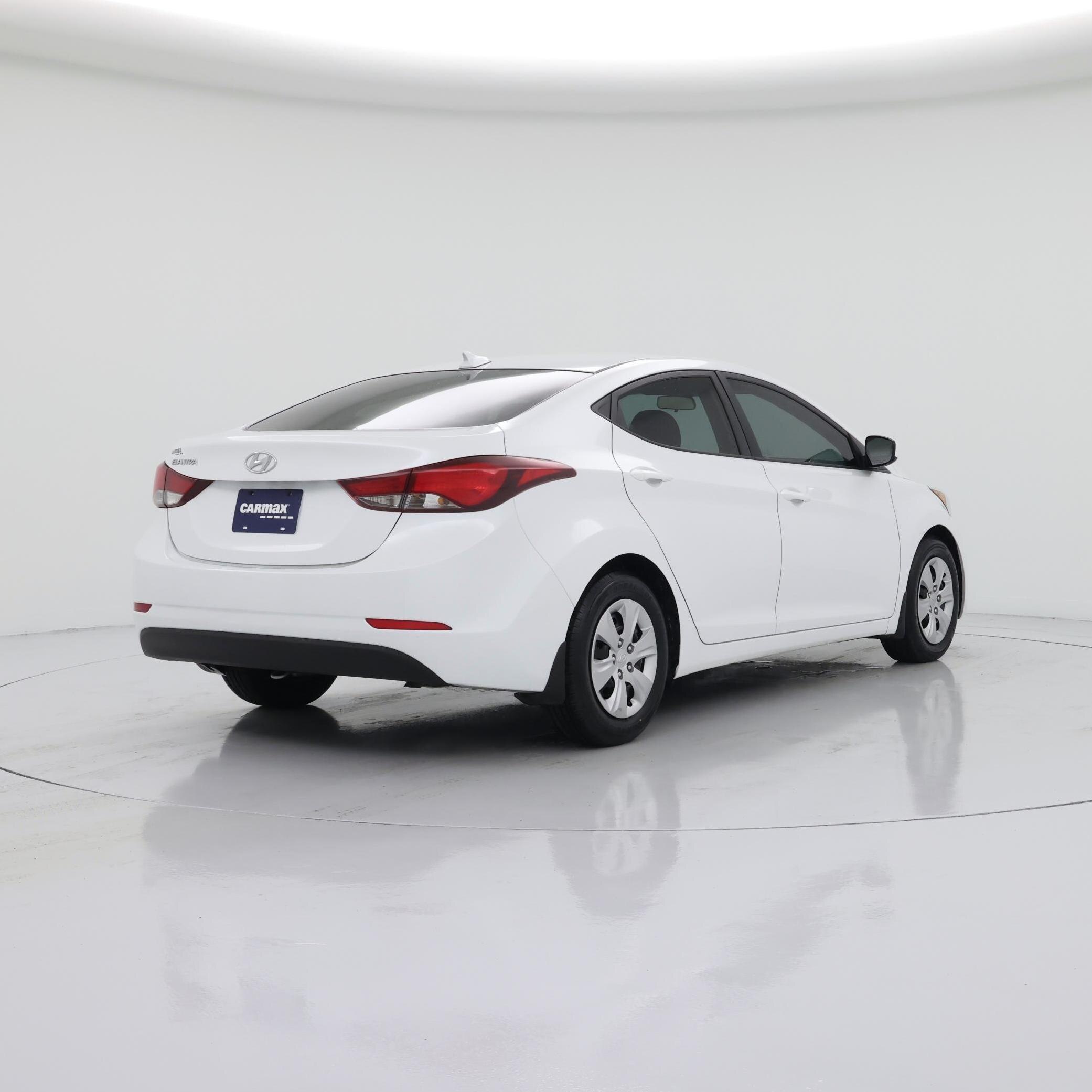 Thumbnail: 2016 Hyundai Elantra - 8
