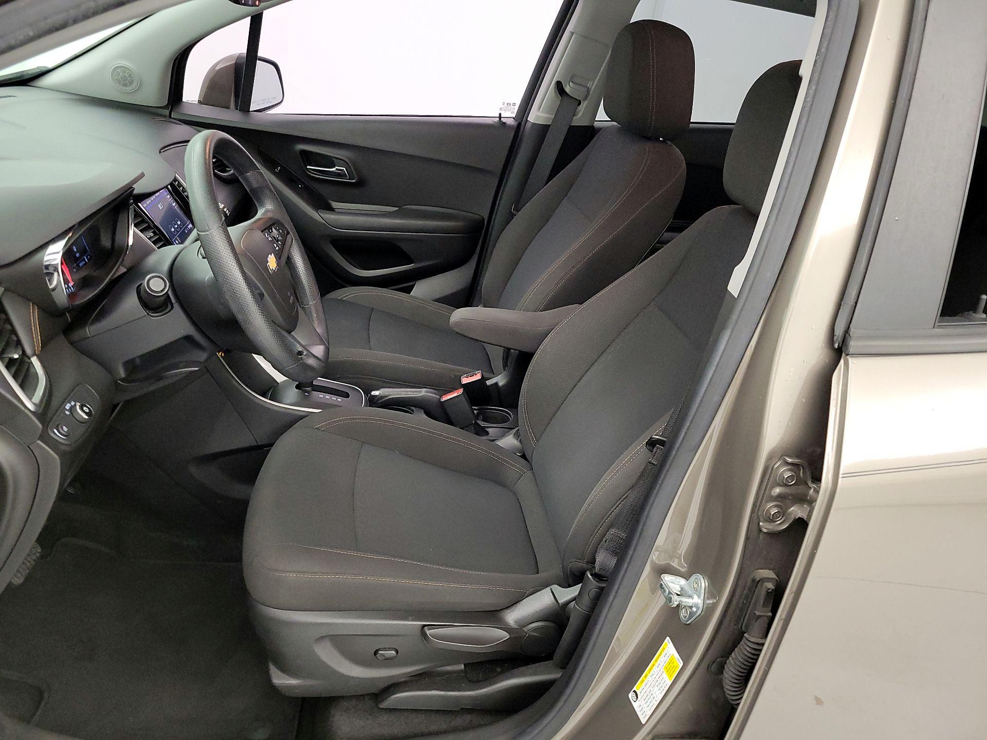 Thumbnail: 2021 Chevrolet Trax - 11