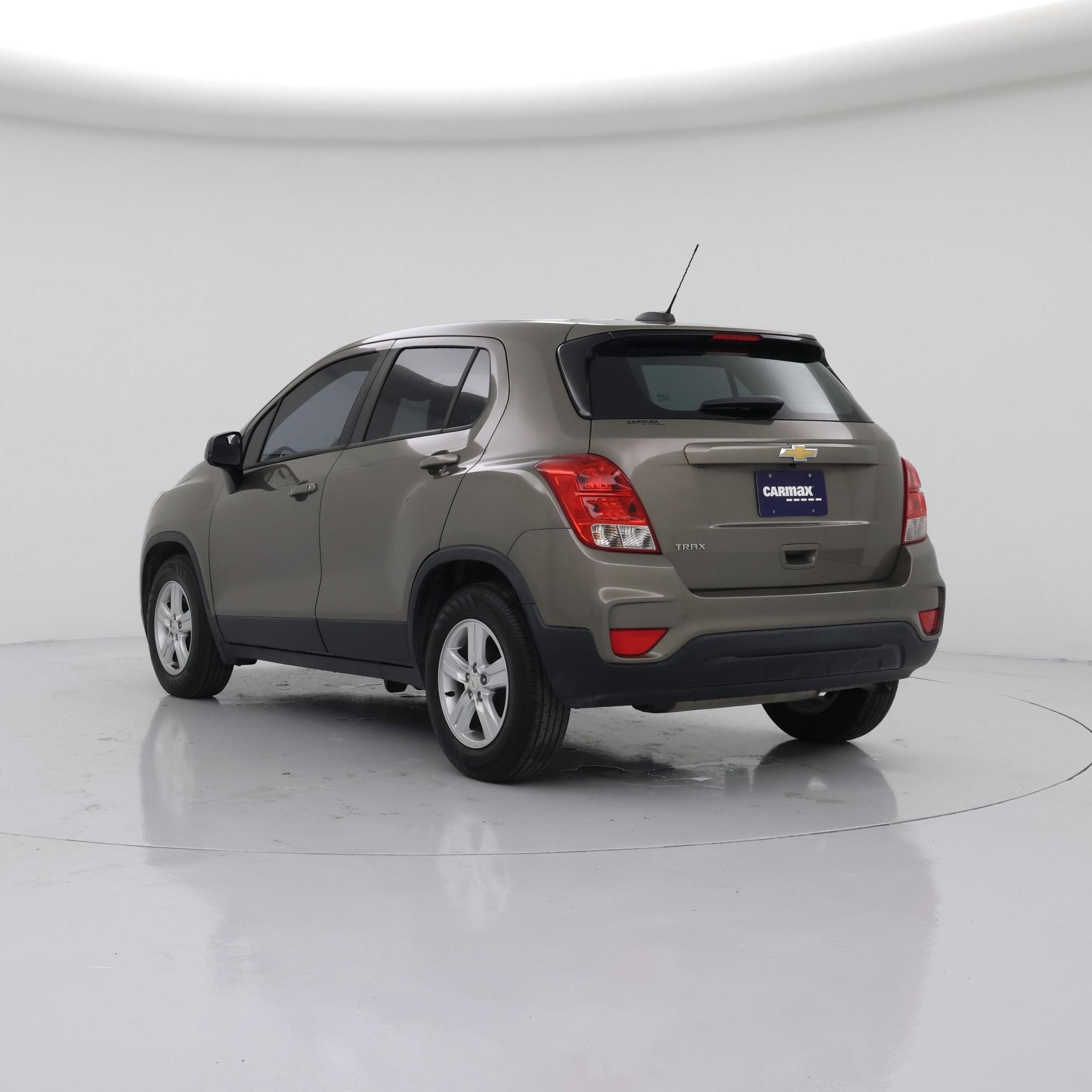 Thumbnail: 2021 Chevrolet Trax - 2