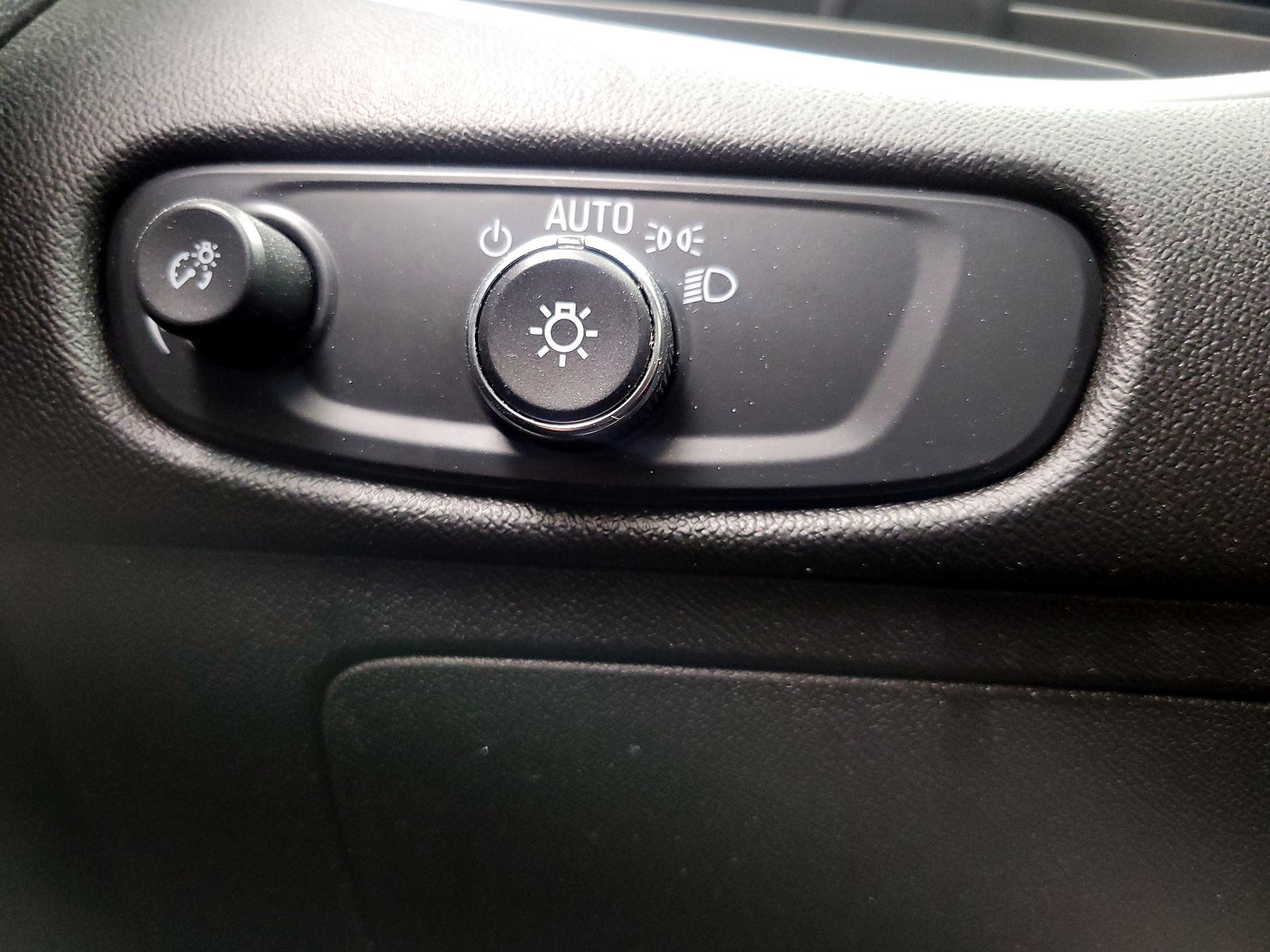 Thumbnail: 2024 Chevrolet Malibu - 13