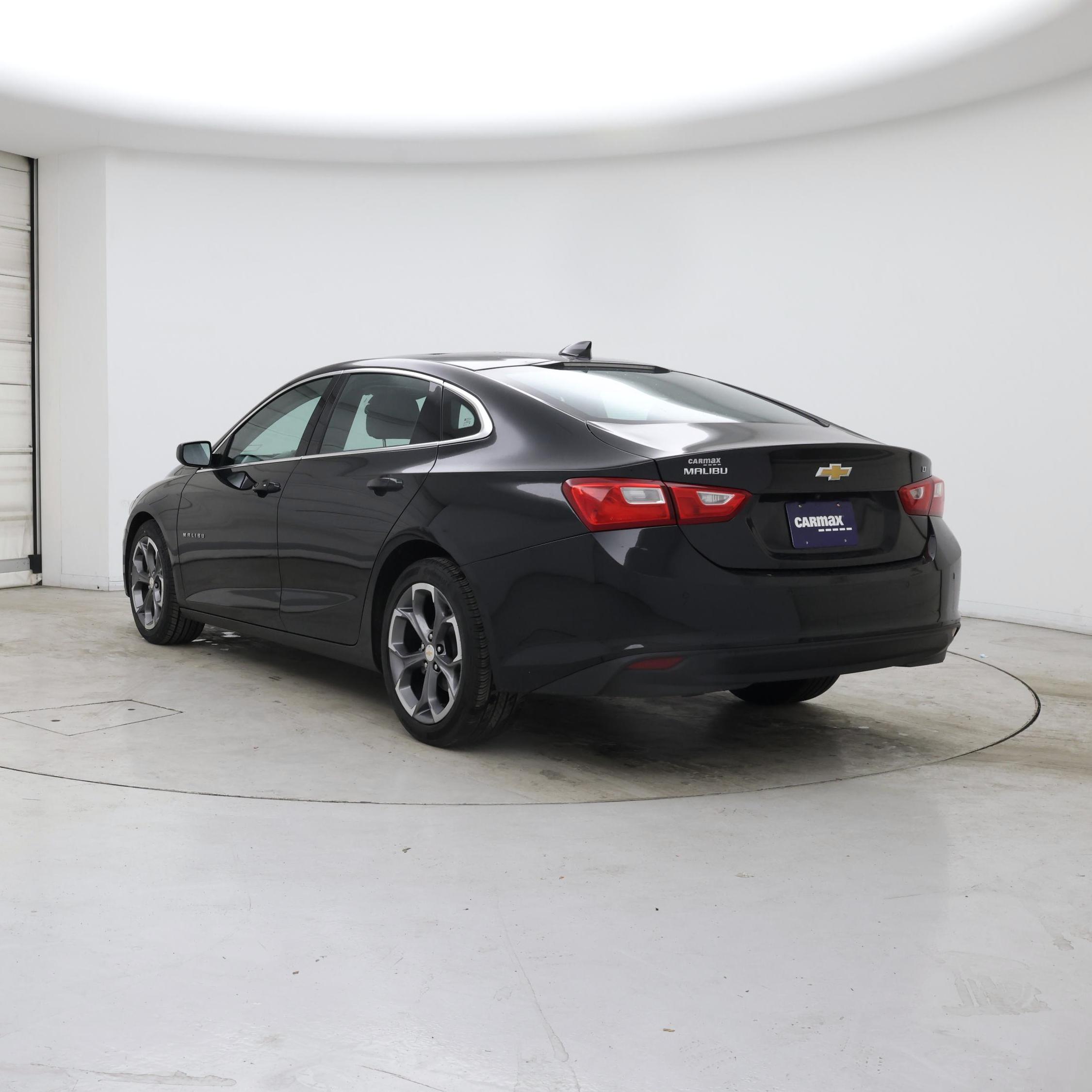 Thumbnail: 2024 Chevrolet Malibu - 2