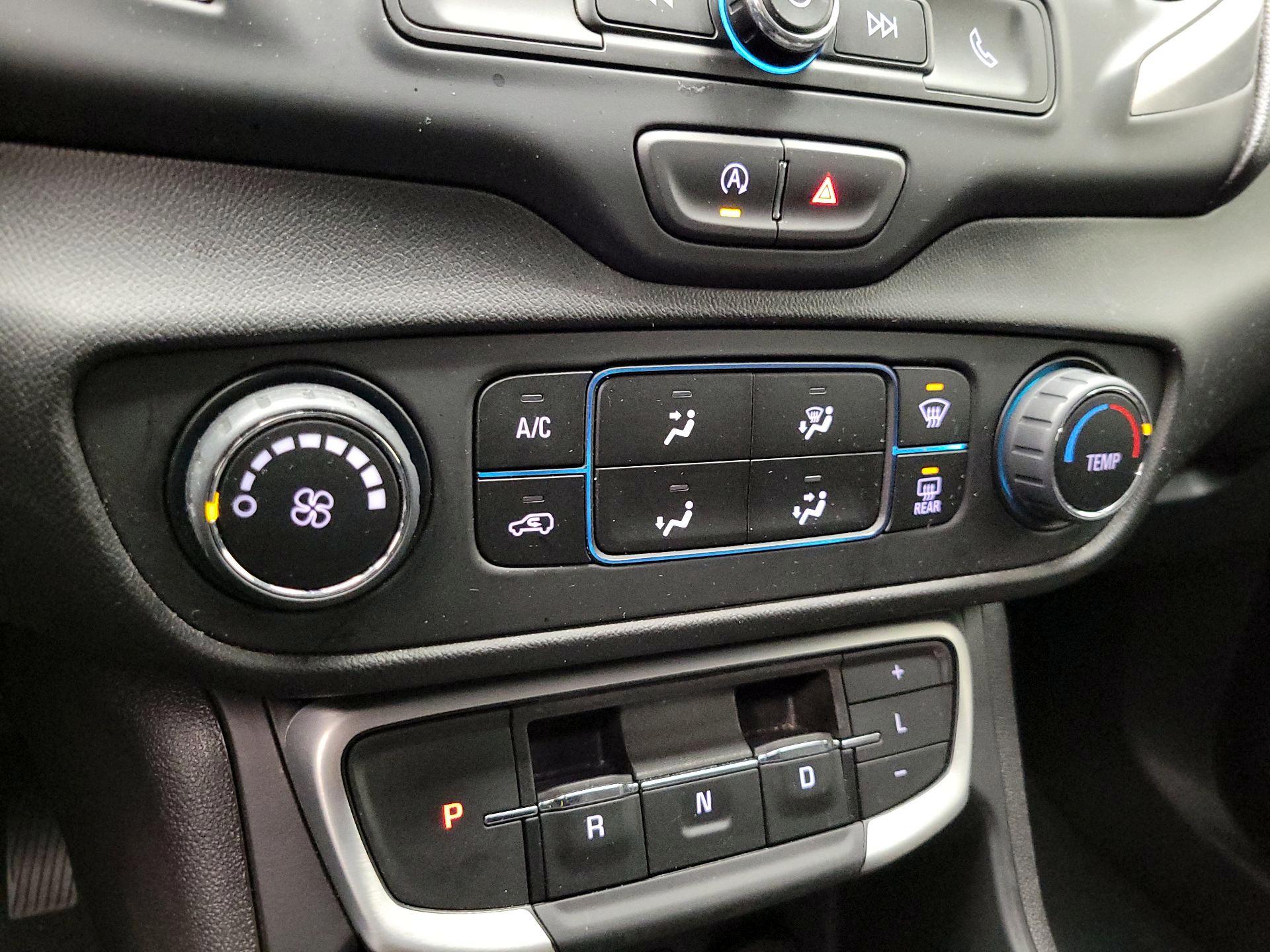 Thumbnail: 2024 GMC Terrain - 16