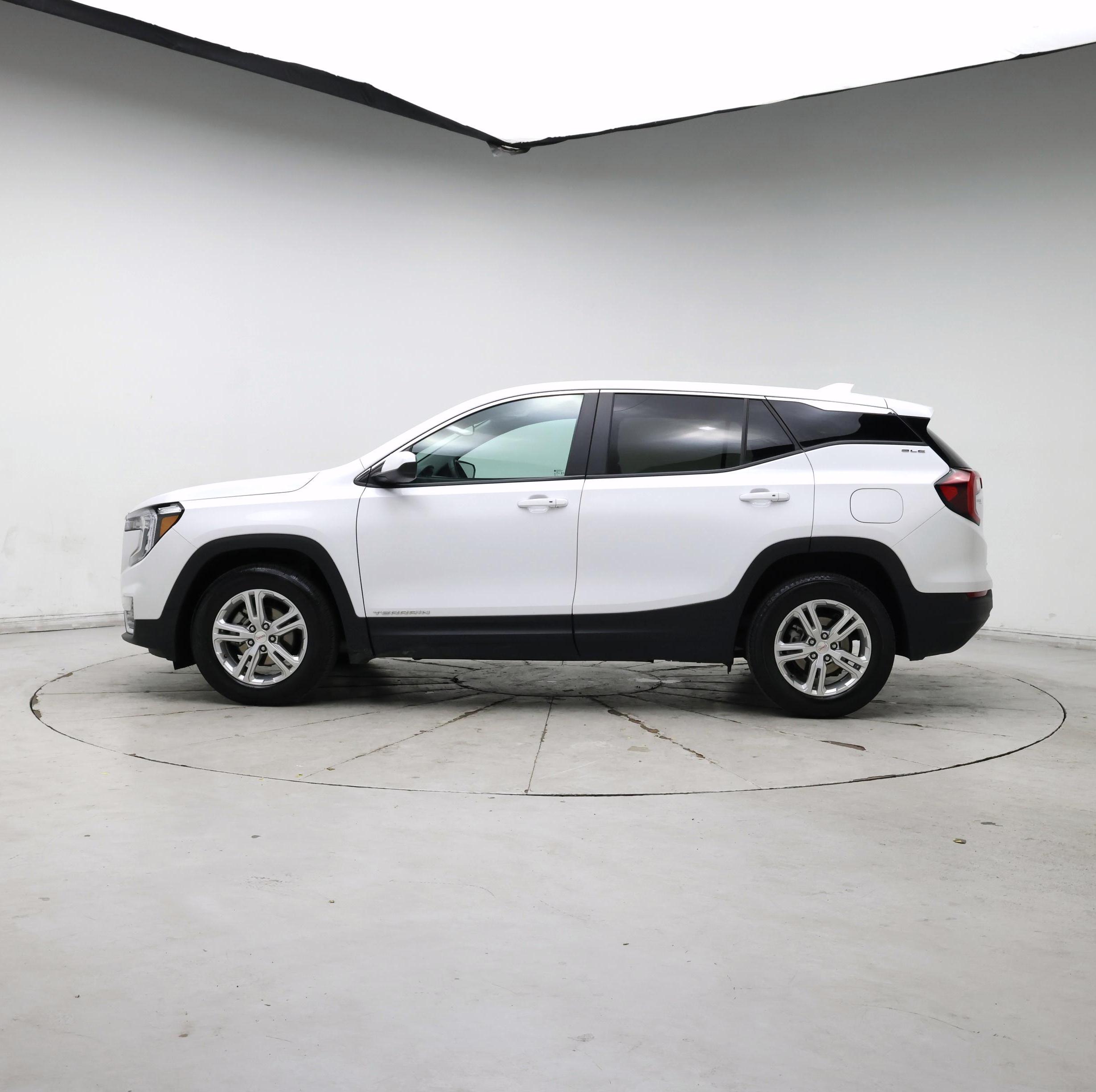 Thumbnail: 2024 GMC Terrain - 3