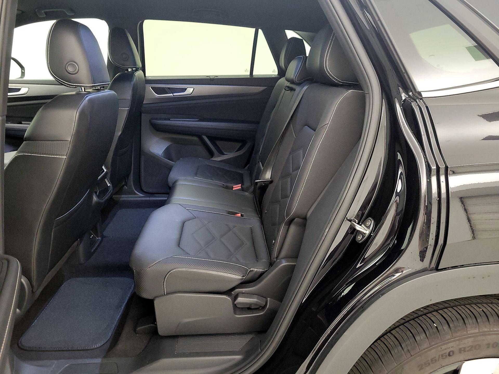 Thumbnail: 2025 Volkswagen Atlas - 19