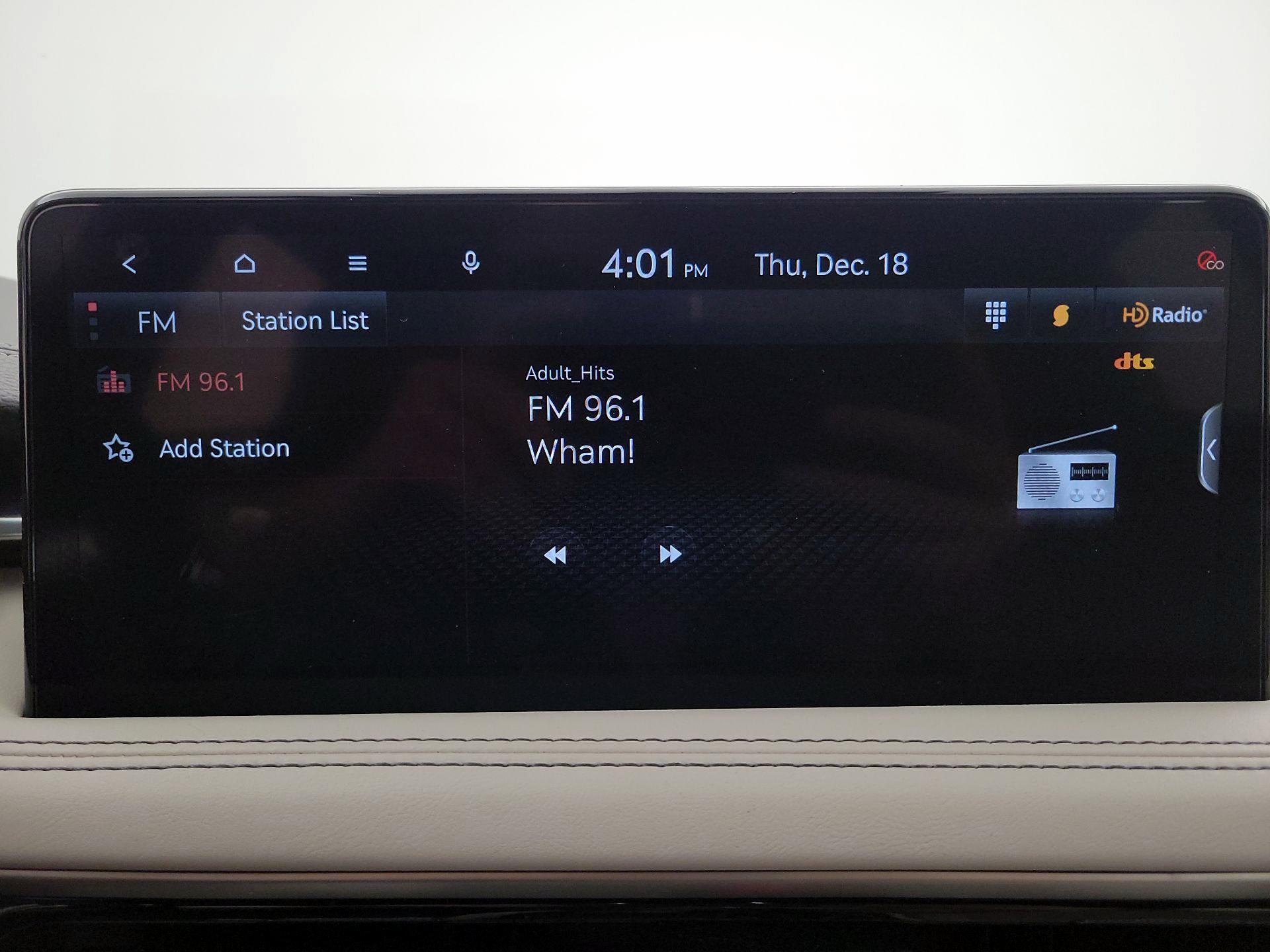 Thumbnail: 2025 Genesis G70 - 16