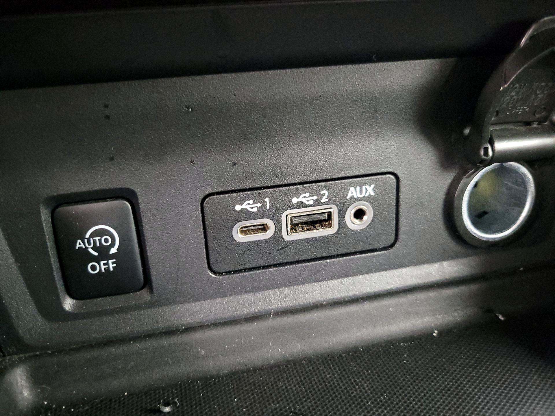 Thumbnail: 2024 Nissan Sentra - 18