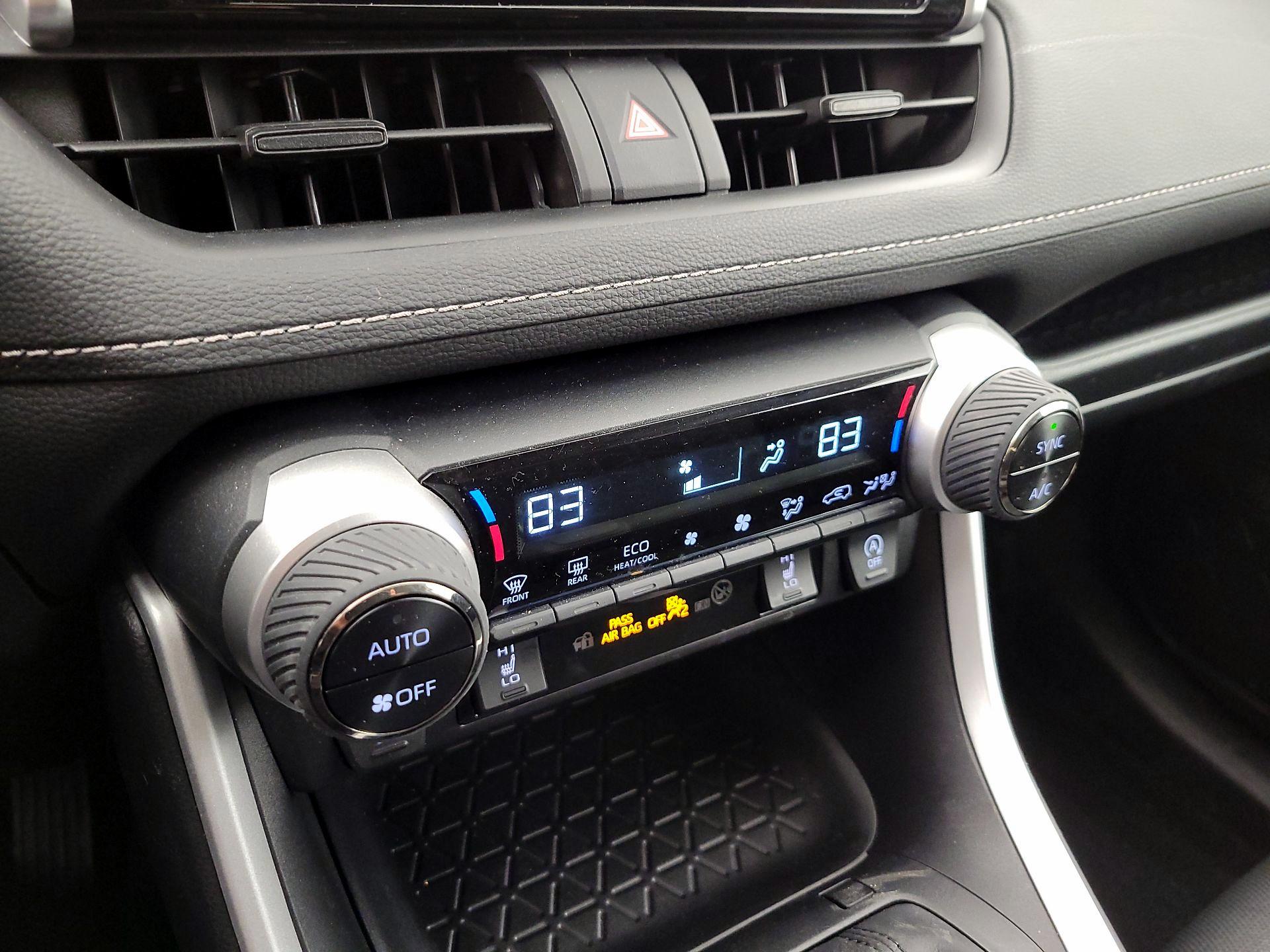 Thumbnail: 2025 Toyota RAV4 - 17