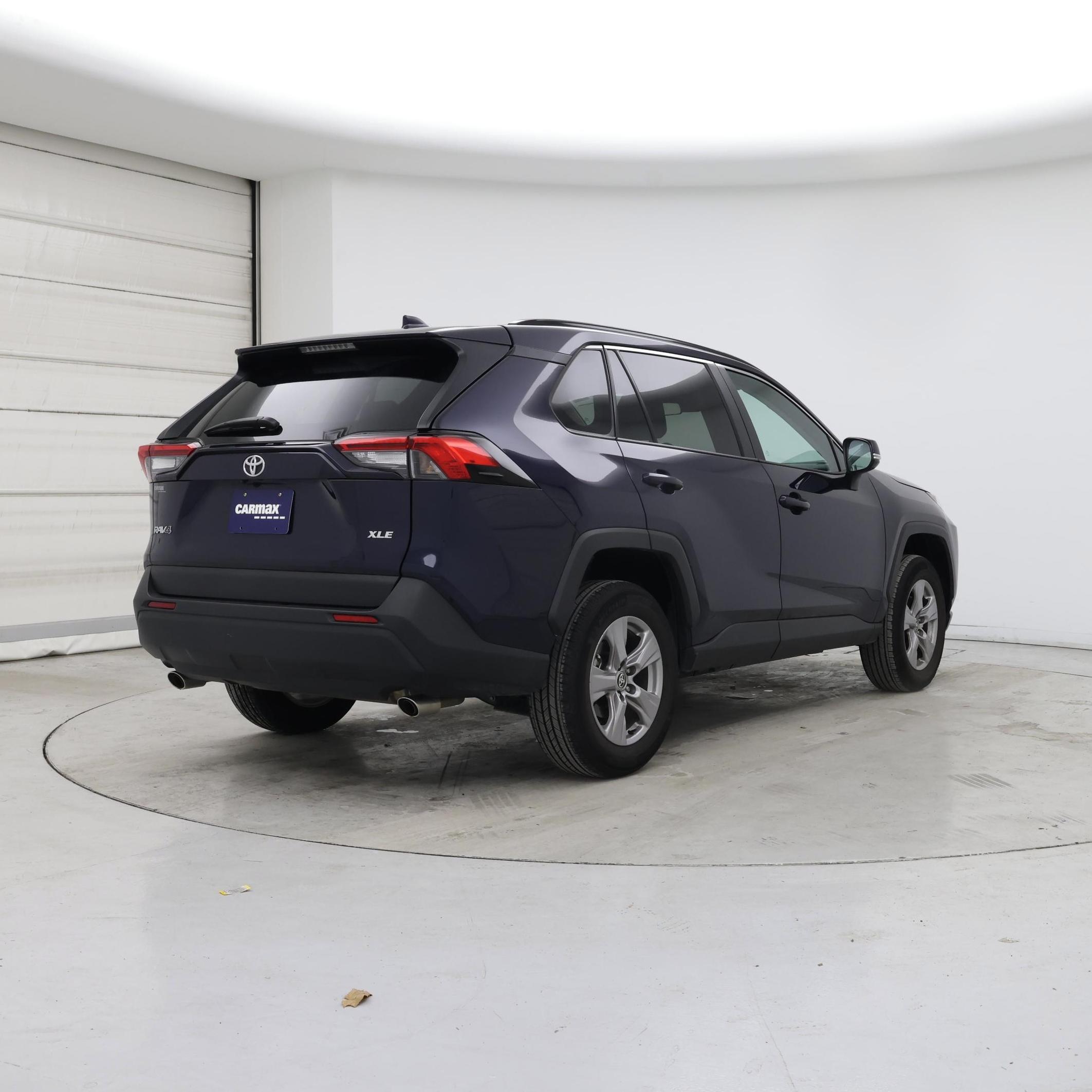 Thumbnail: 2025 Toyota RAV4 - 8