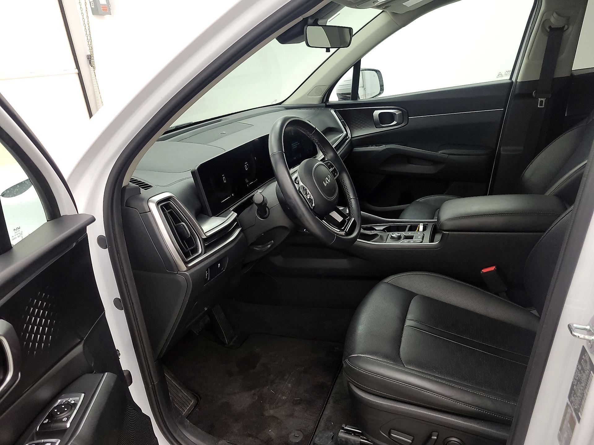 Thumbnail: 2024 Kia Sorento - 11