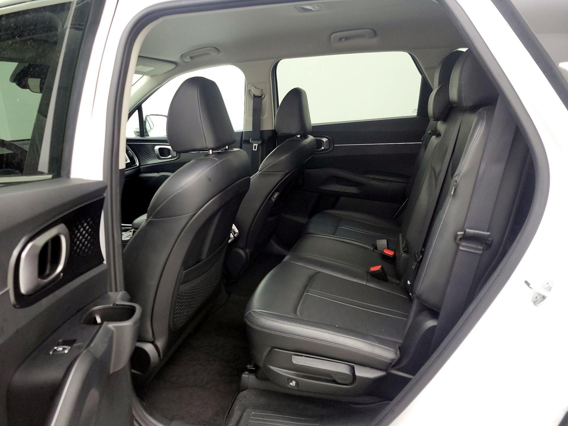 Thumbnail: 2024 Kia Sorento - 20