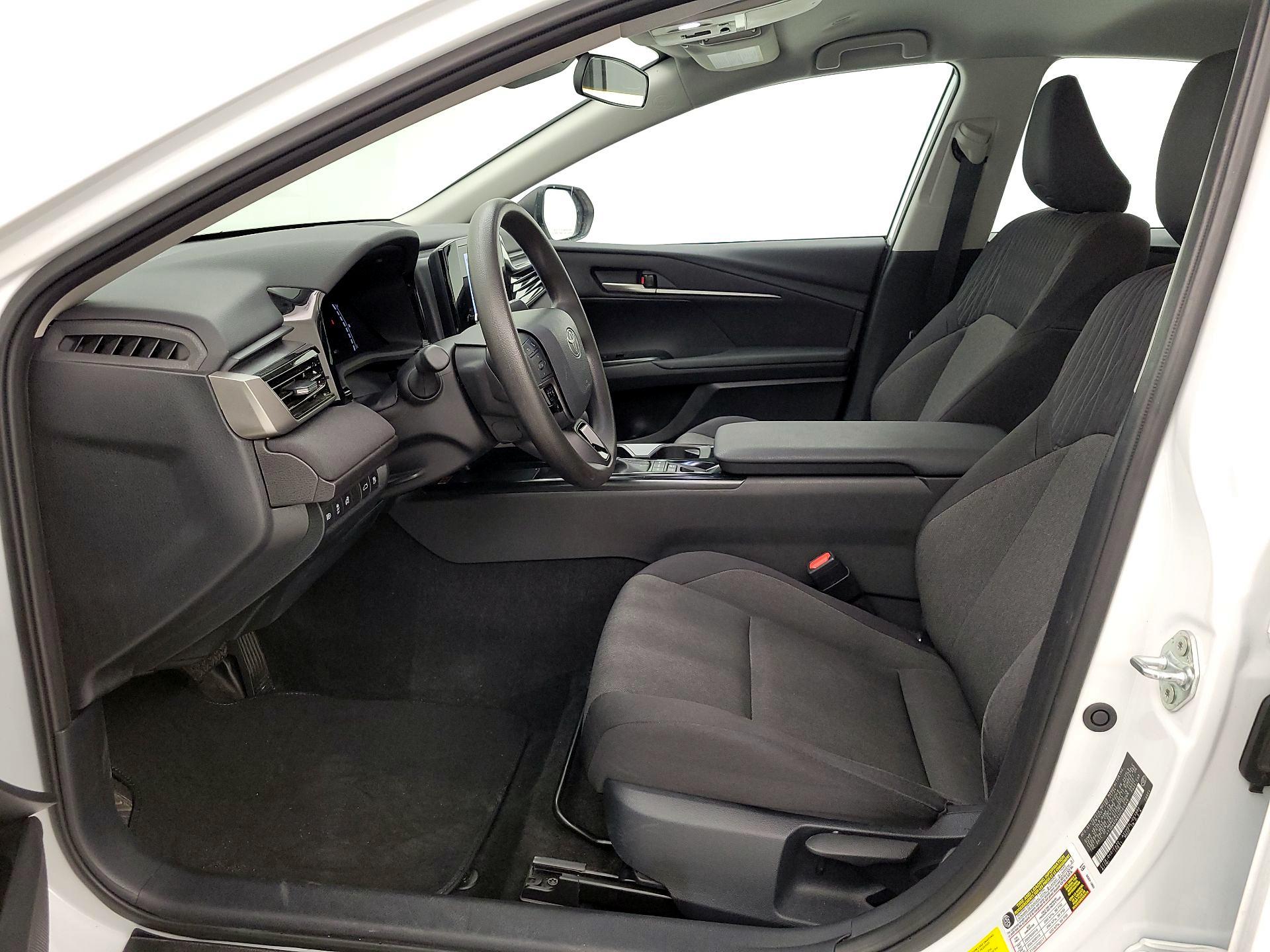 Thumbnail: 2025 Toyota Camry - 11