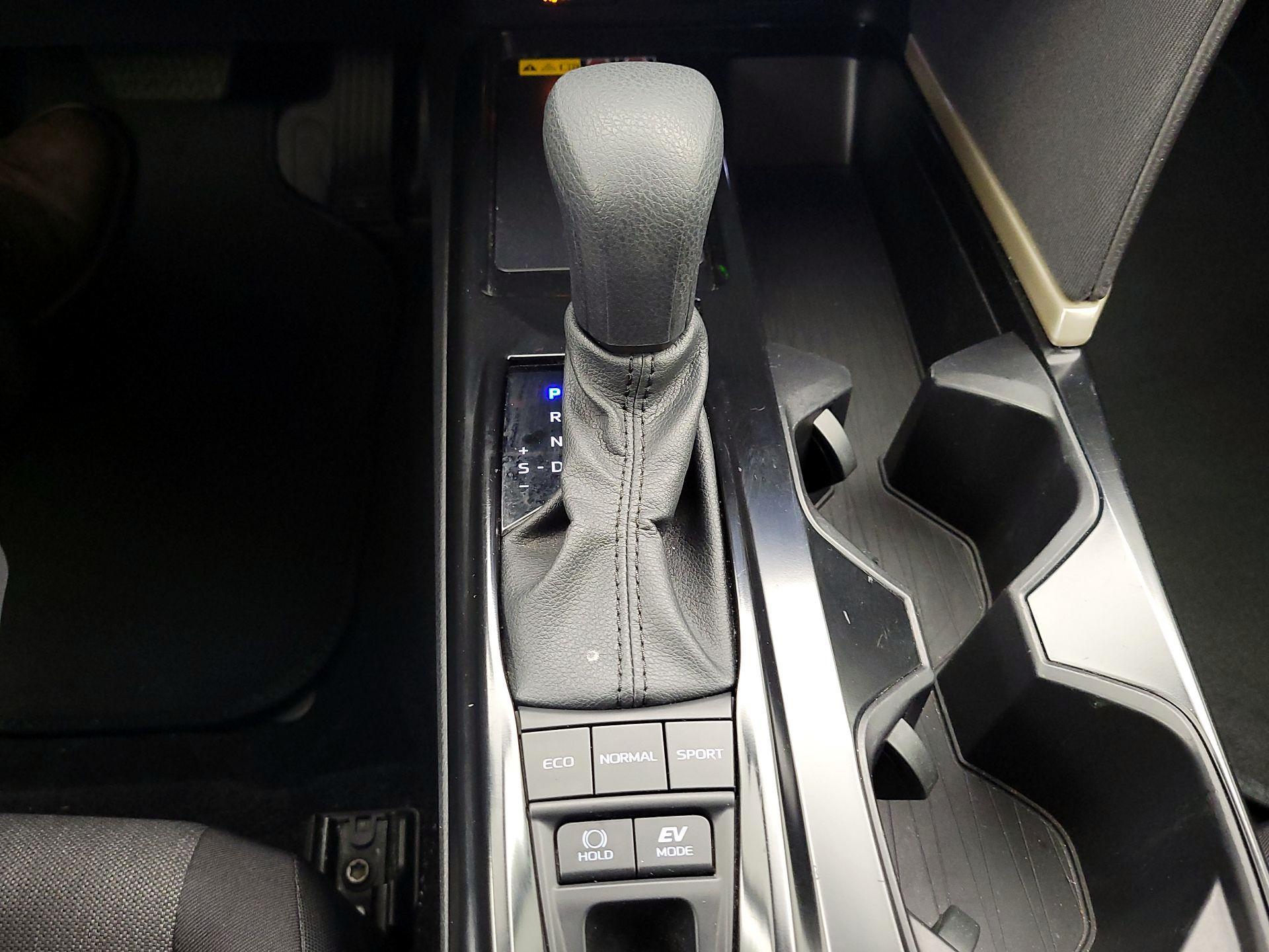 Thumbnail: 2025 Toyota Camry - 17