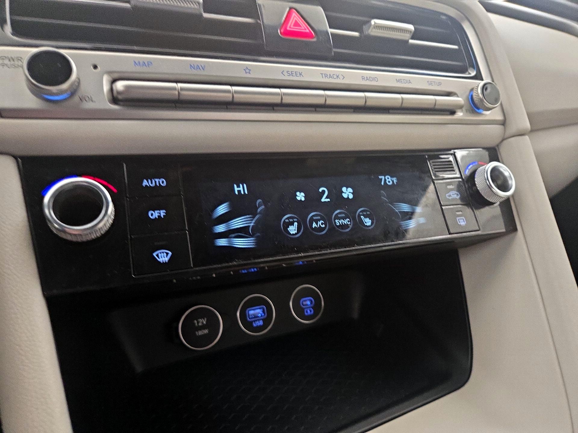 Thumbnail: 2025 Genesis G70 - 17