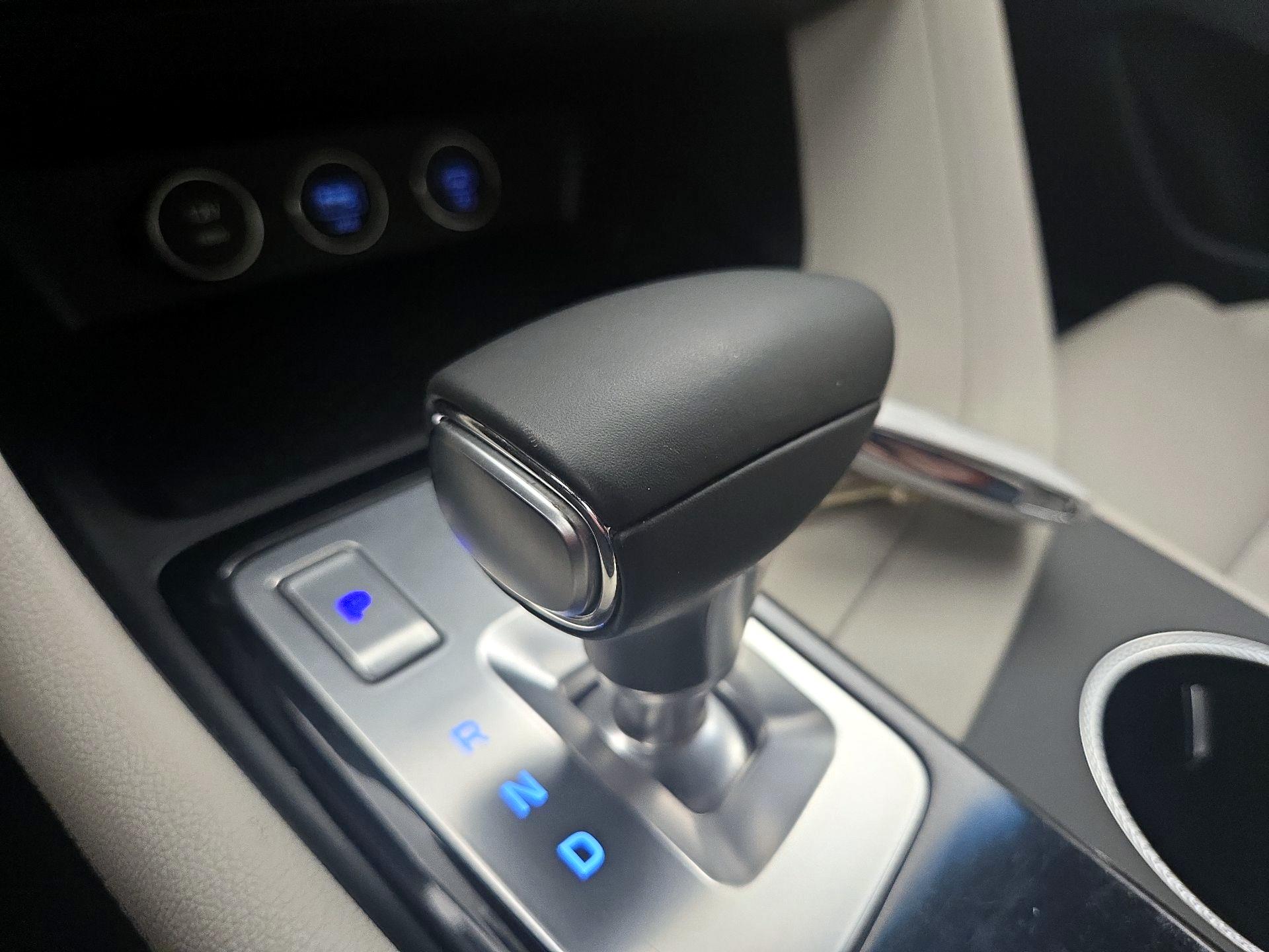 Thumbnail: 2025 Genesis G70 - 18