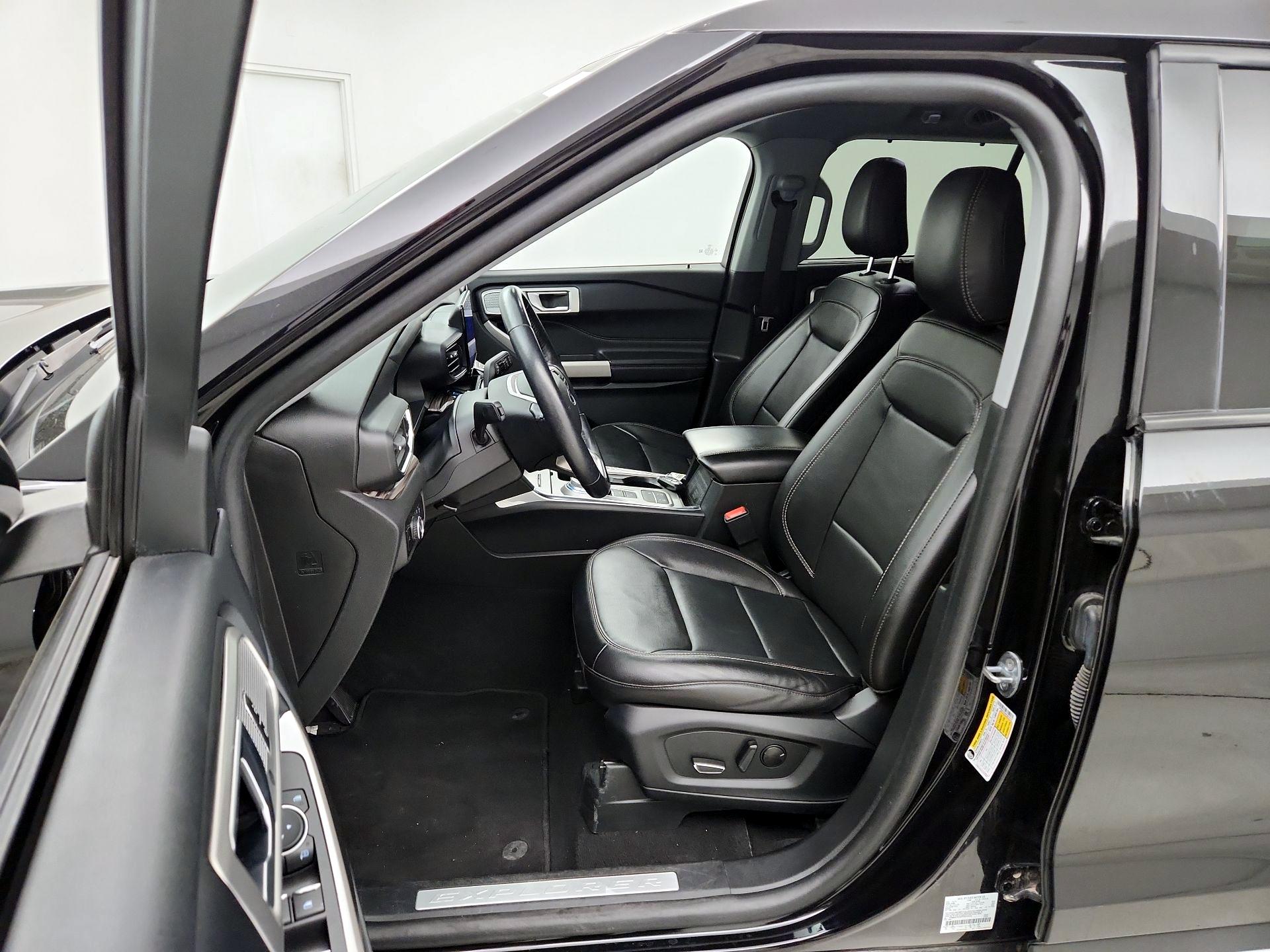 Thumbnail: 2023 Ford Explorer - 11