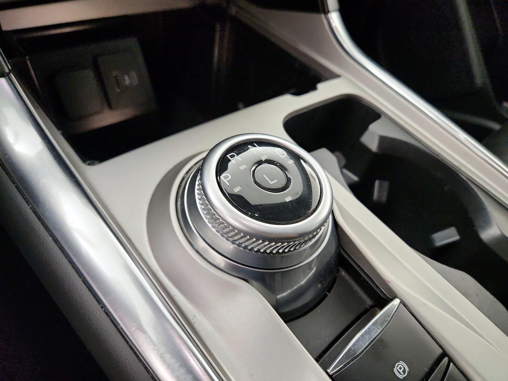 Thumbnail: 2023 Ford Explorer - 15