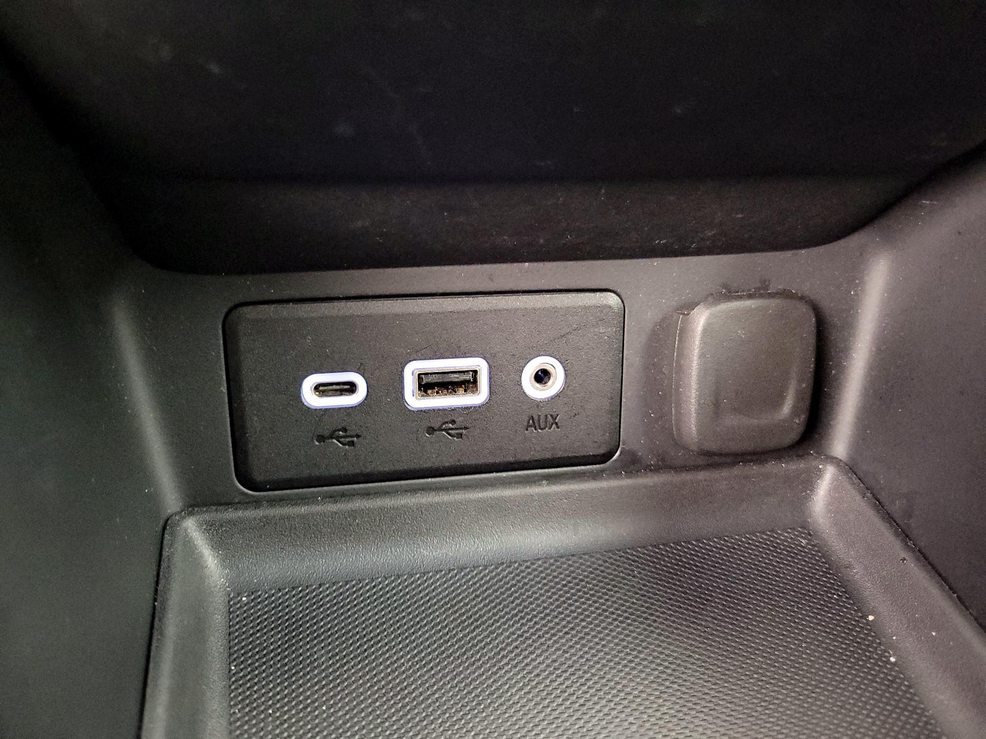 Thumbnail: 2024 GMC Terrain - 18