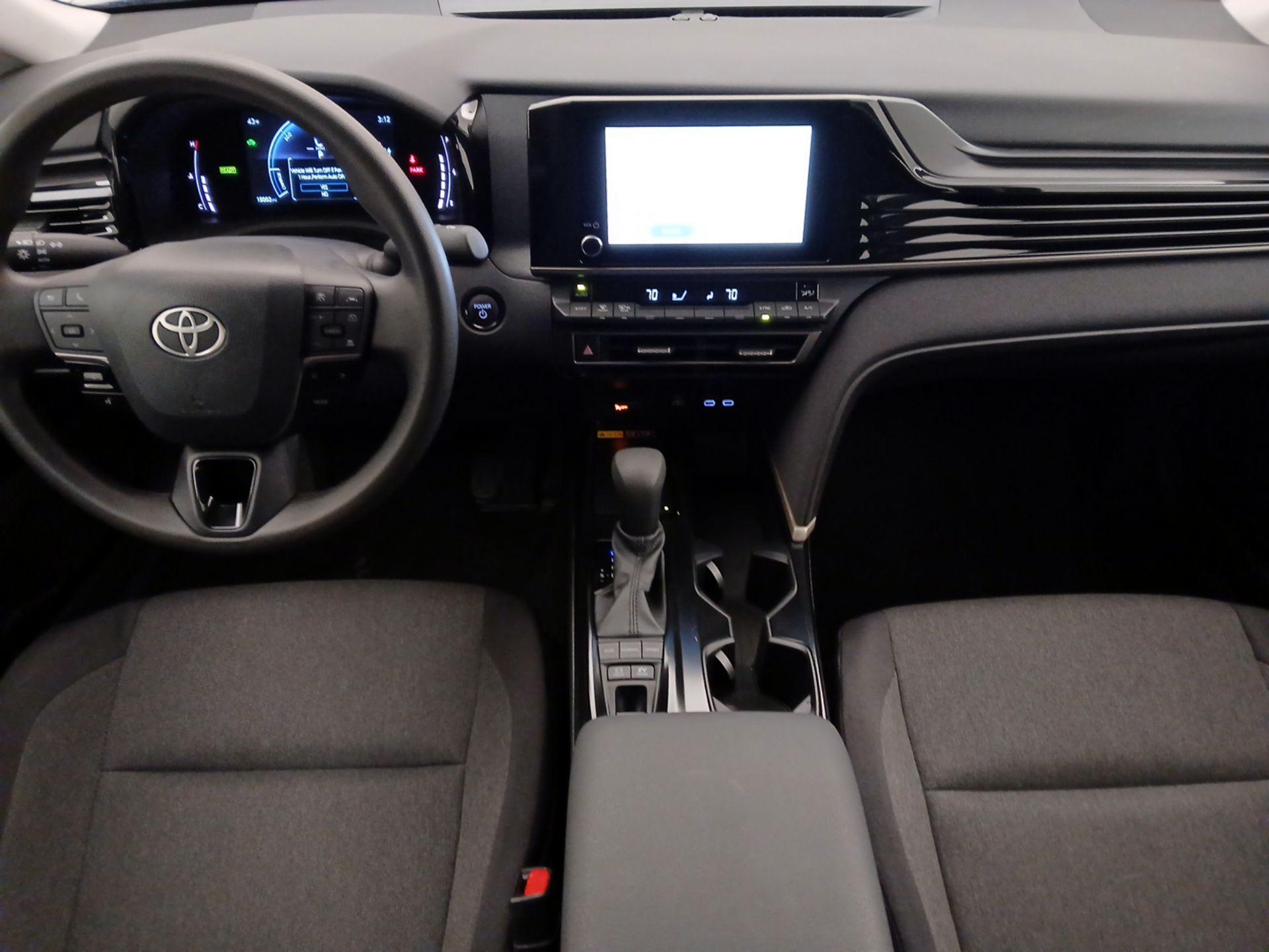 Thumbnail: 2025 Toyota Camry - 9