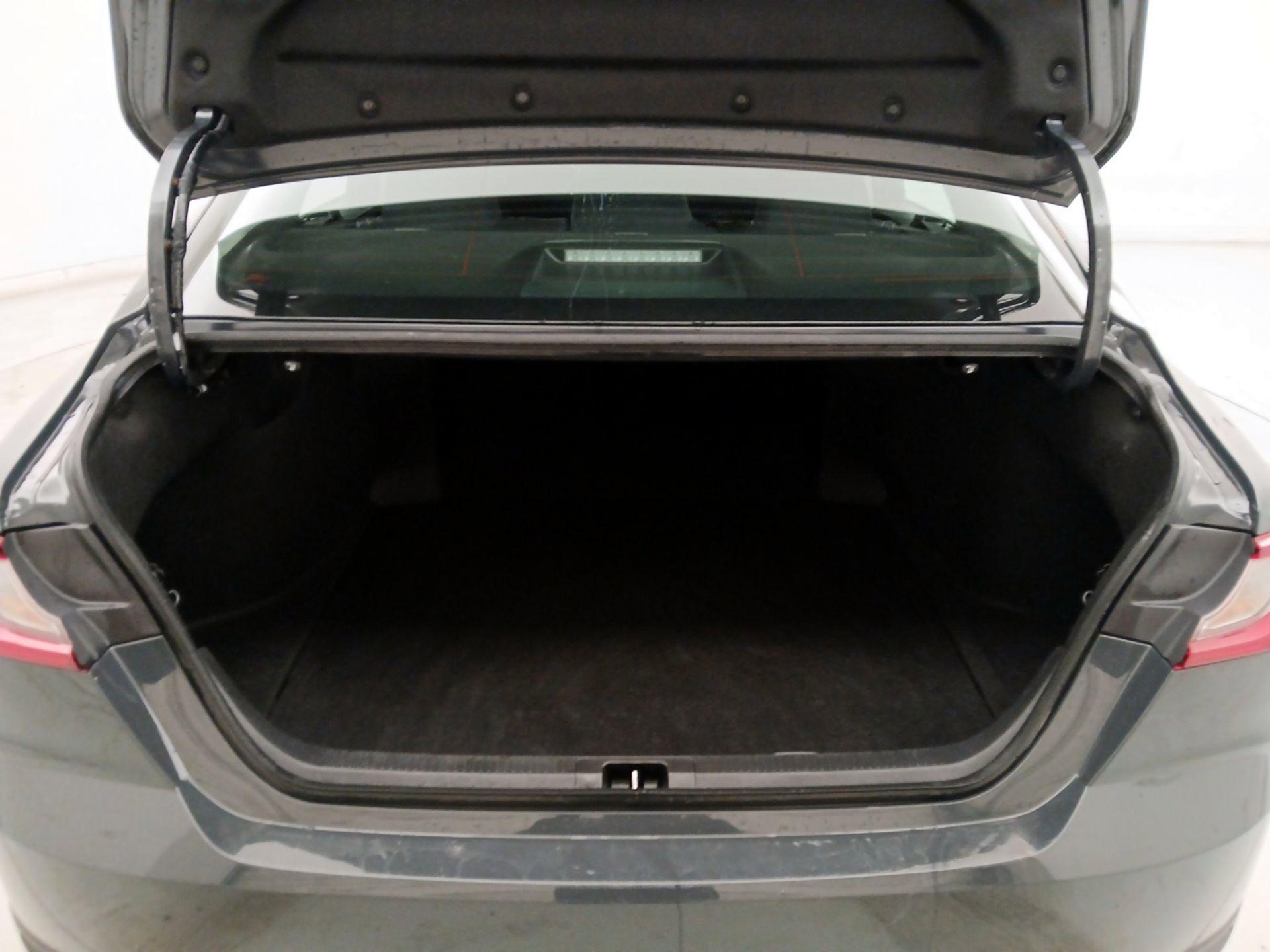 Thumbnail: 2025 Toyota Camry - 20