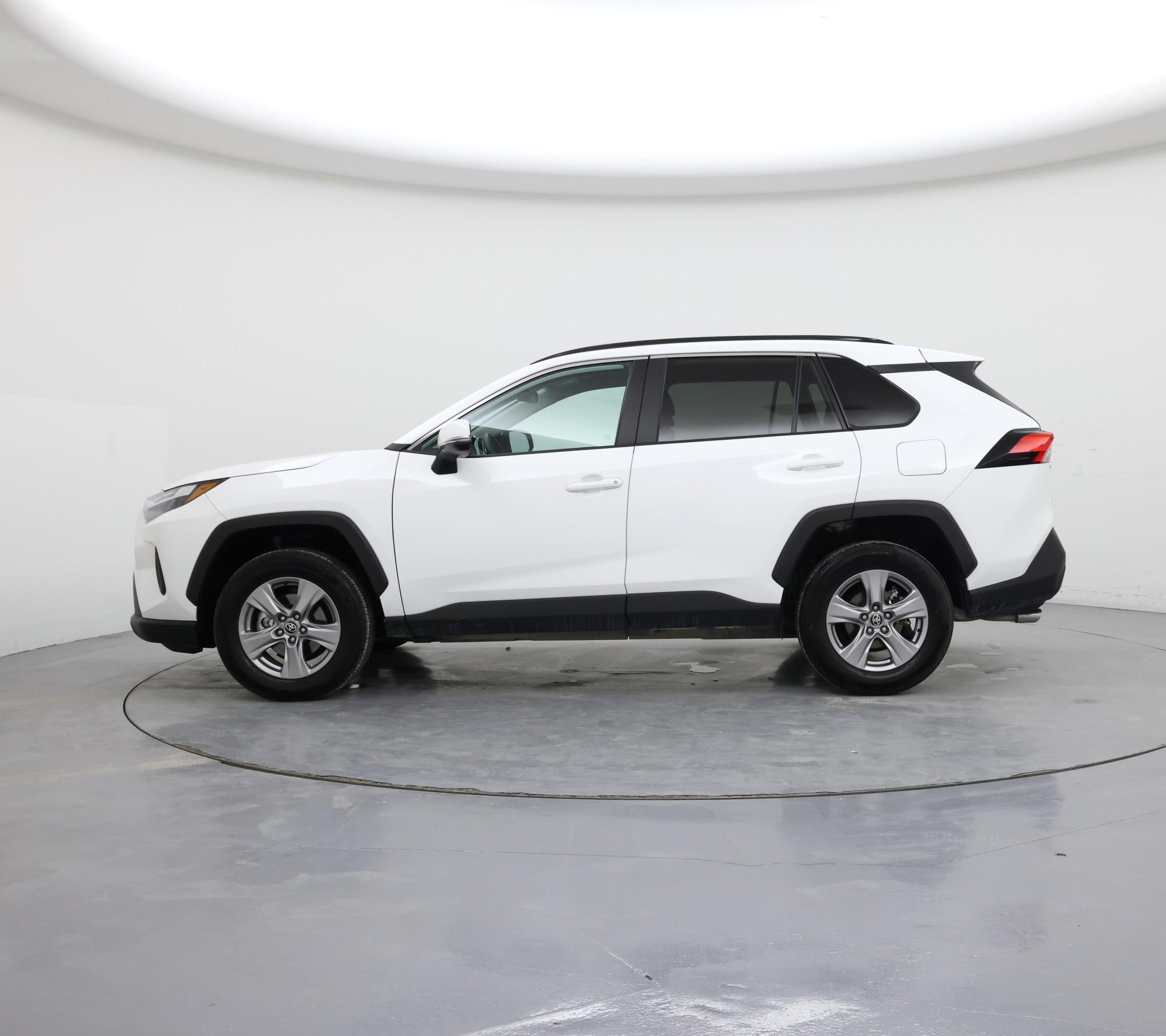 Thumbnail: 2025 Toyota RAV4 - 3