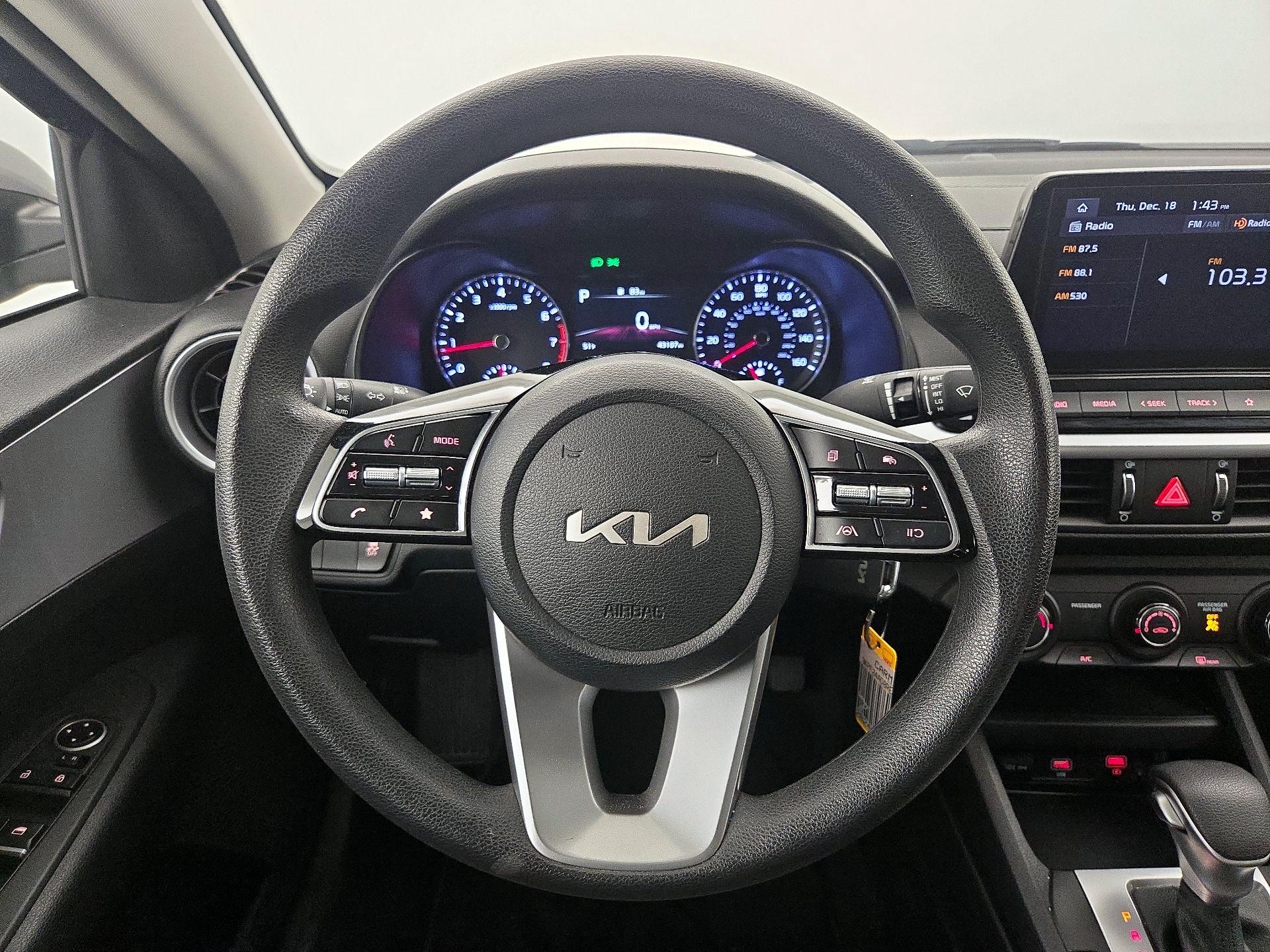 Thumbnail: 2024 Kia Forte - 10