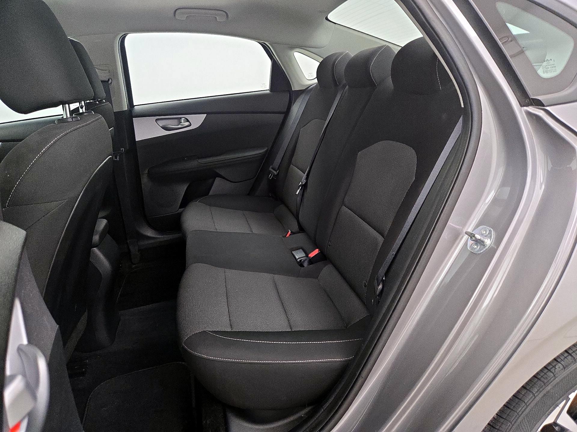 Thumbnail: 2024 Kia Forte - 19