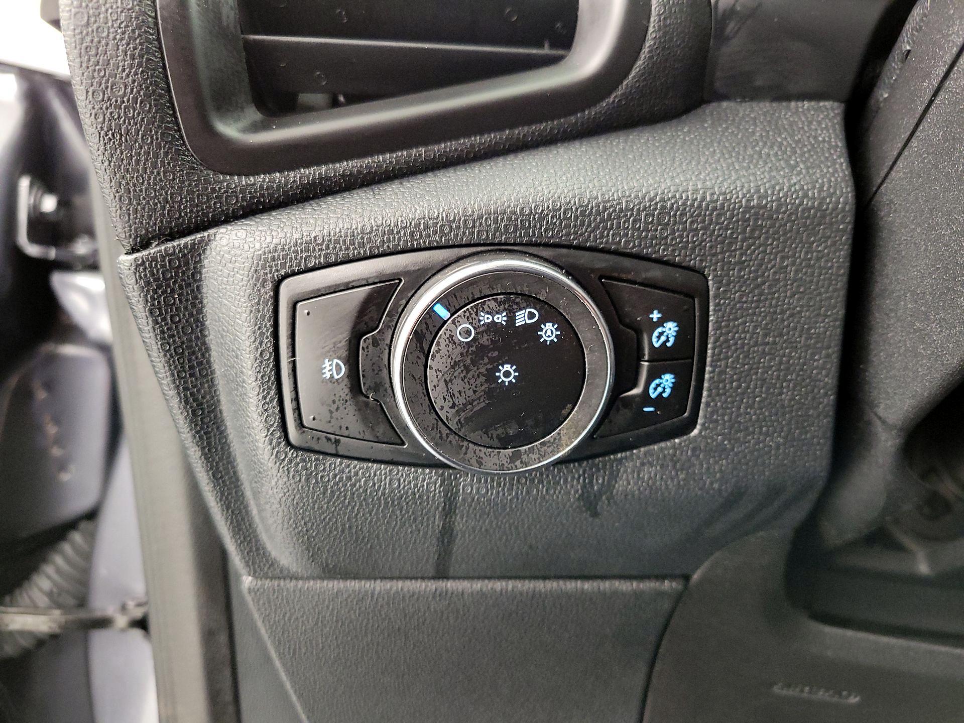 Thumbnail: 2018 Ford EcoSport - 13