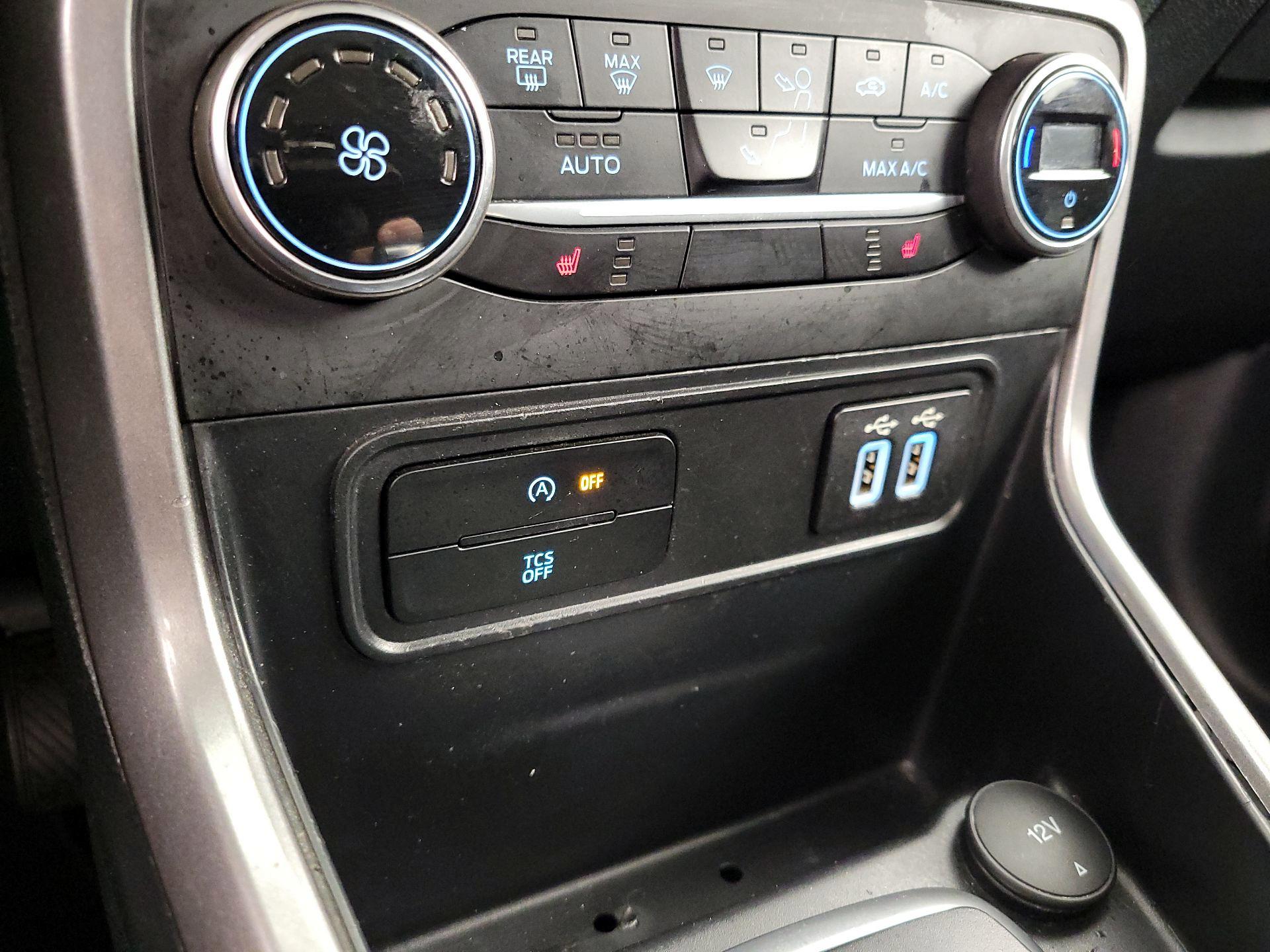 Thumbnail: 2018 Ford EcoSport - 19